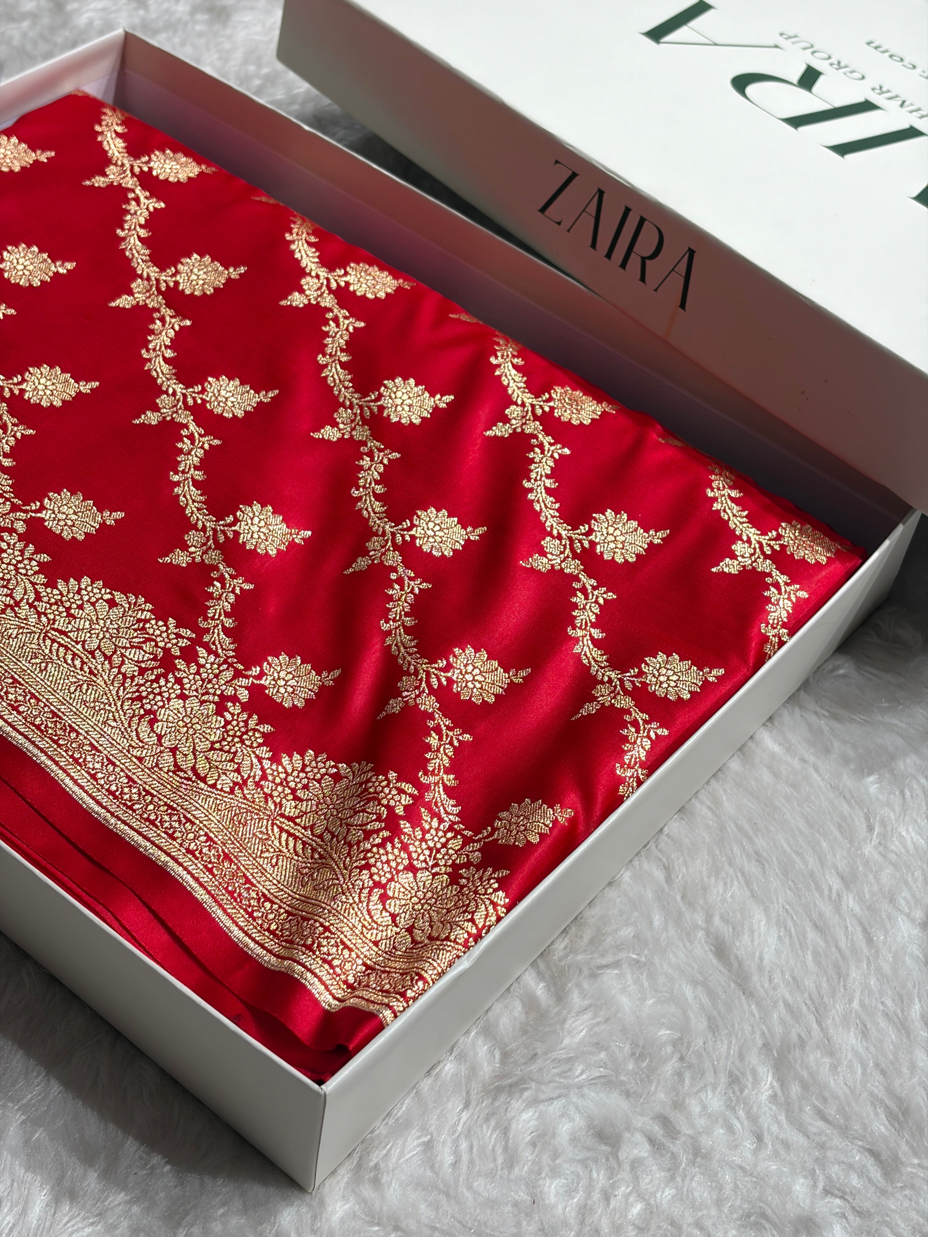 Banarasi Satin Katan Saree Floral Cross Pattern in Red Shades SK147