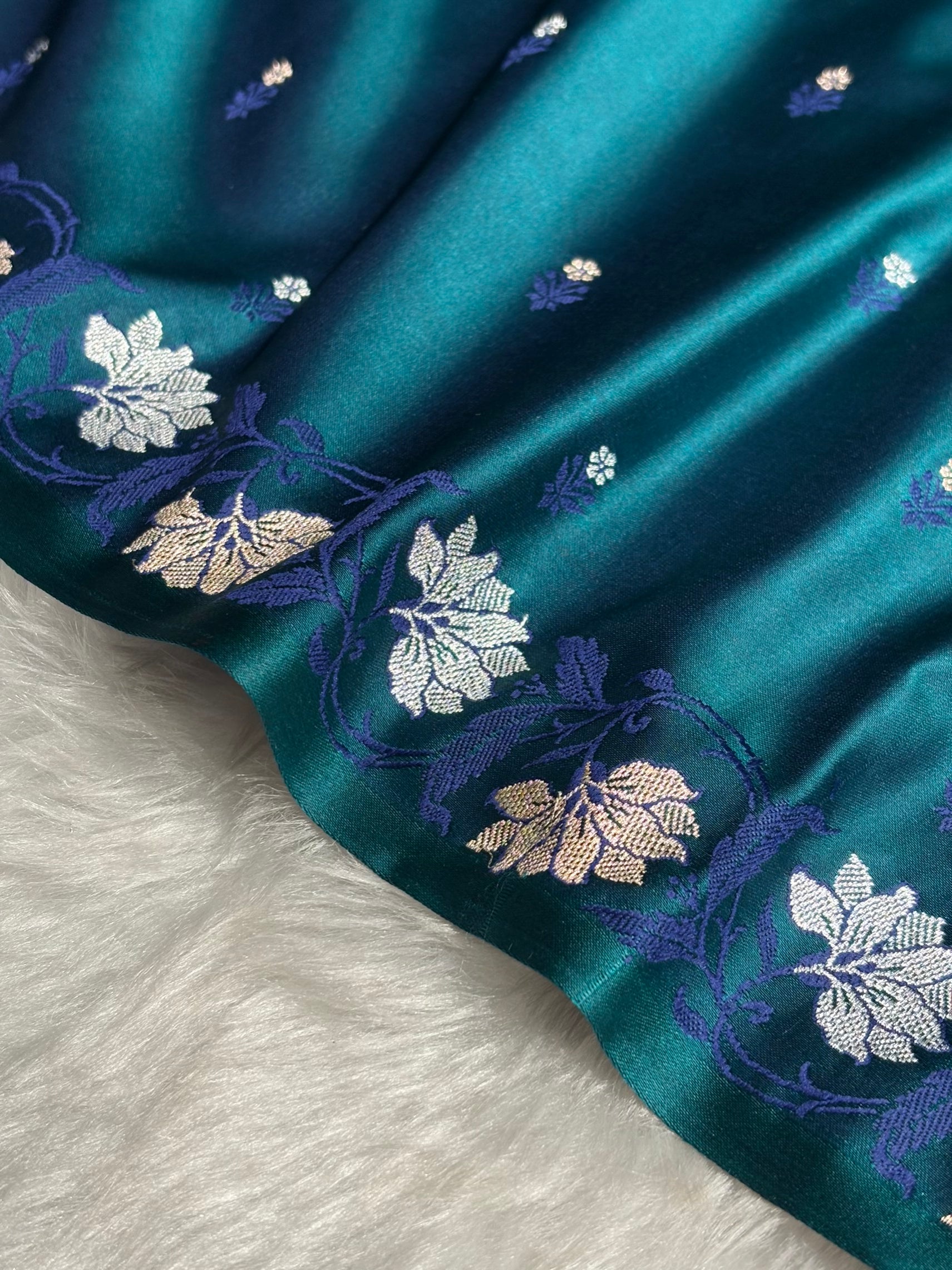 Peacock Floral Boota With Floral Border Mashru Silk Saree MSM 78