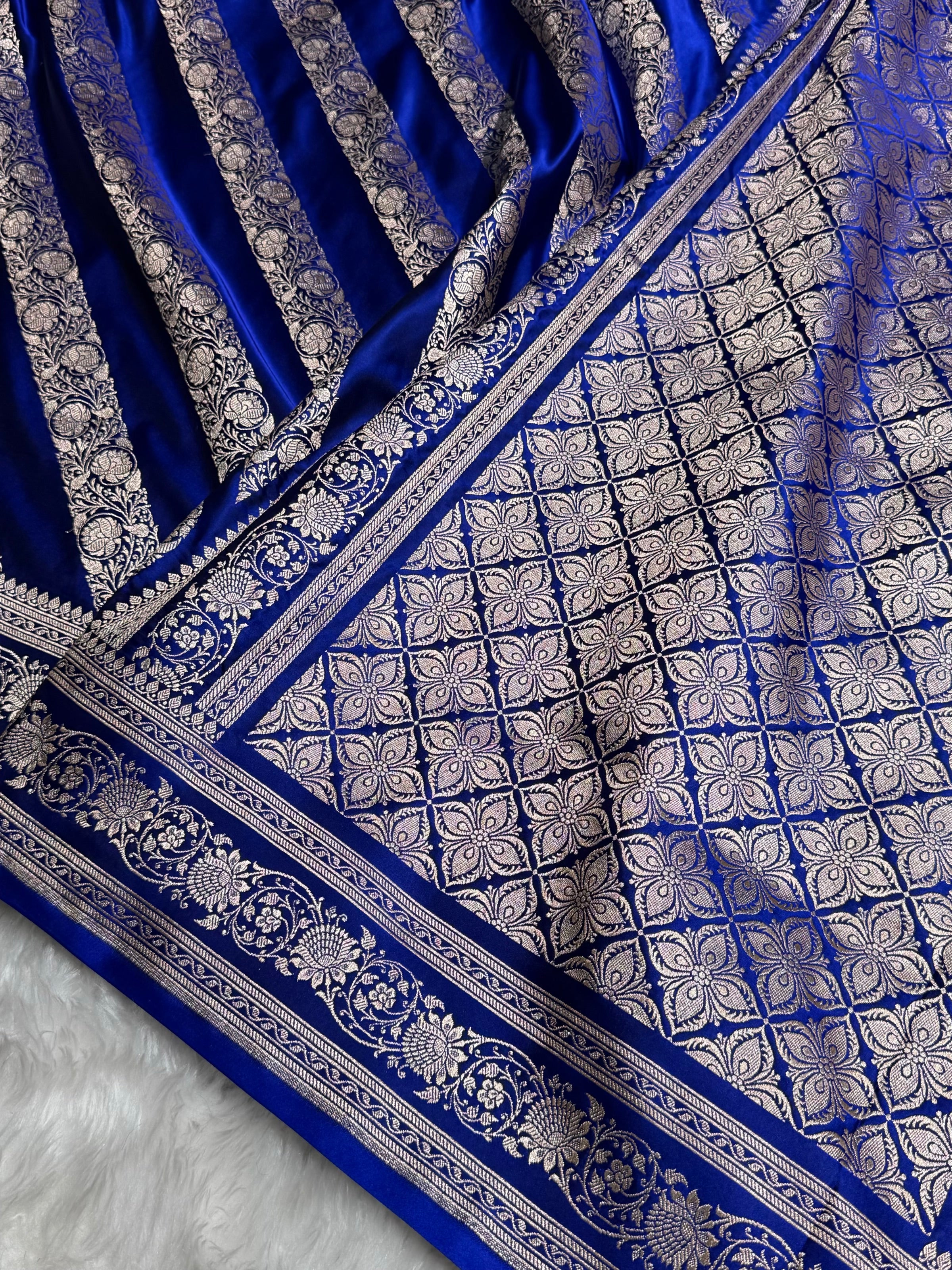 Royal Blue Shades Banarasi Cross Pattern Floral Mashru Silk Saree MSM-102
