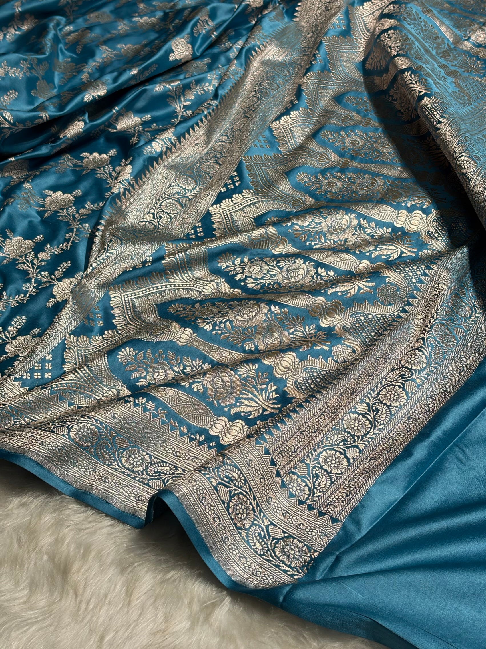 Sky Blue Floral Jaal Mashru Silk Saree MS28