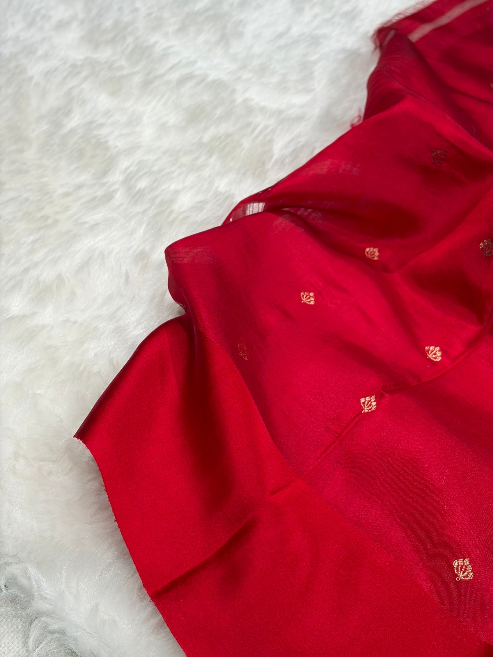 Banarasi Red Shades Minakari Boota Handwoven Pure Paper Silk RM-78