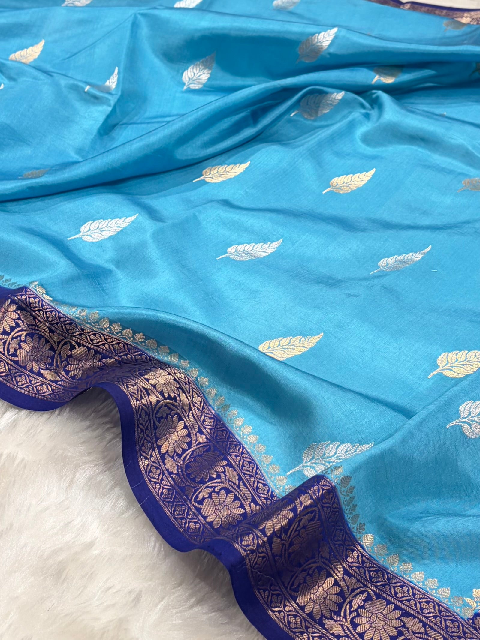 Banarasi Sky Blue With Navy Blue Contrast Shades Boota Handwoven Pure Paper Silk RM-77