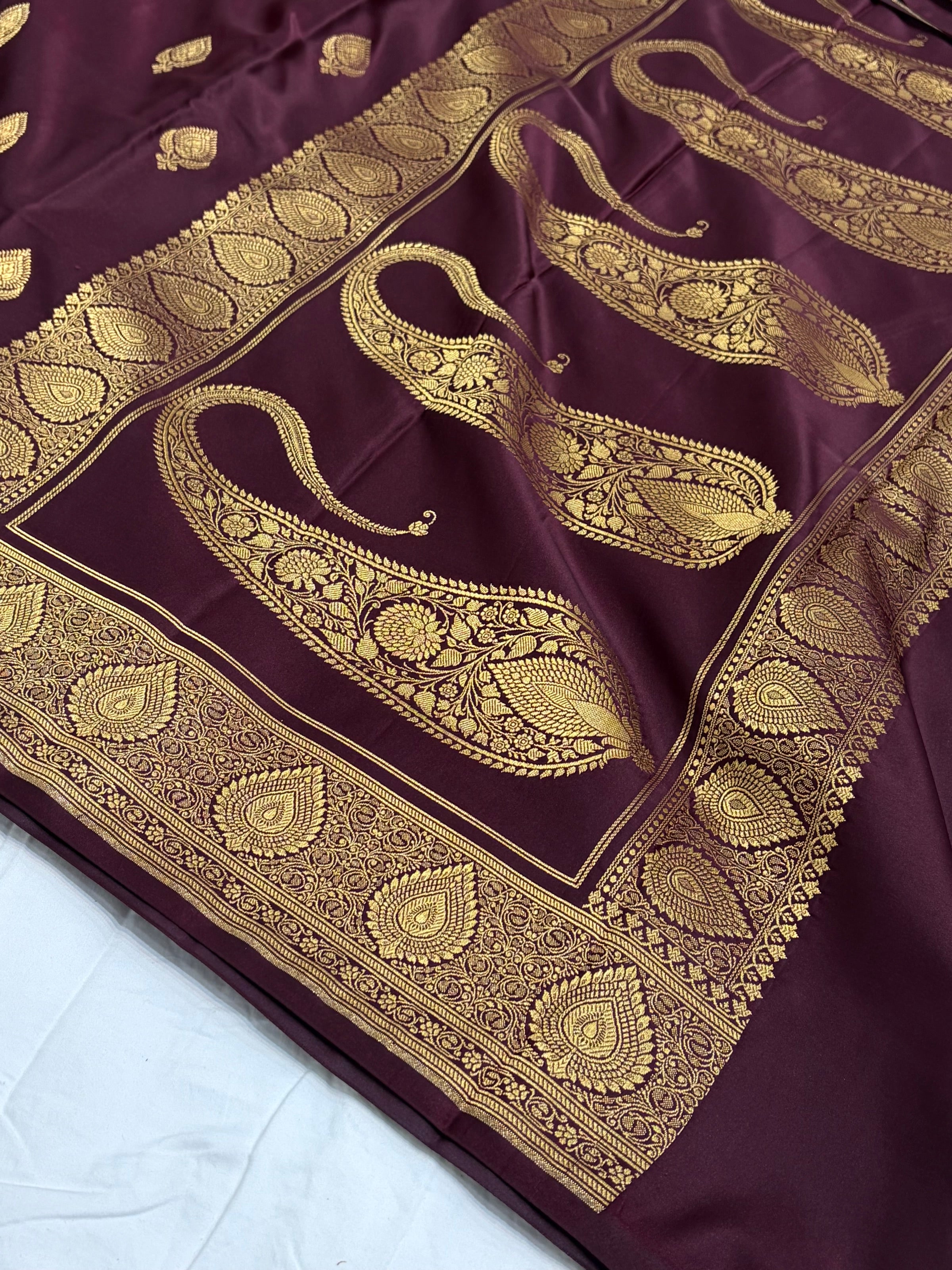 Garnet Shade With Booti Pattern Mashru Silk Saree