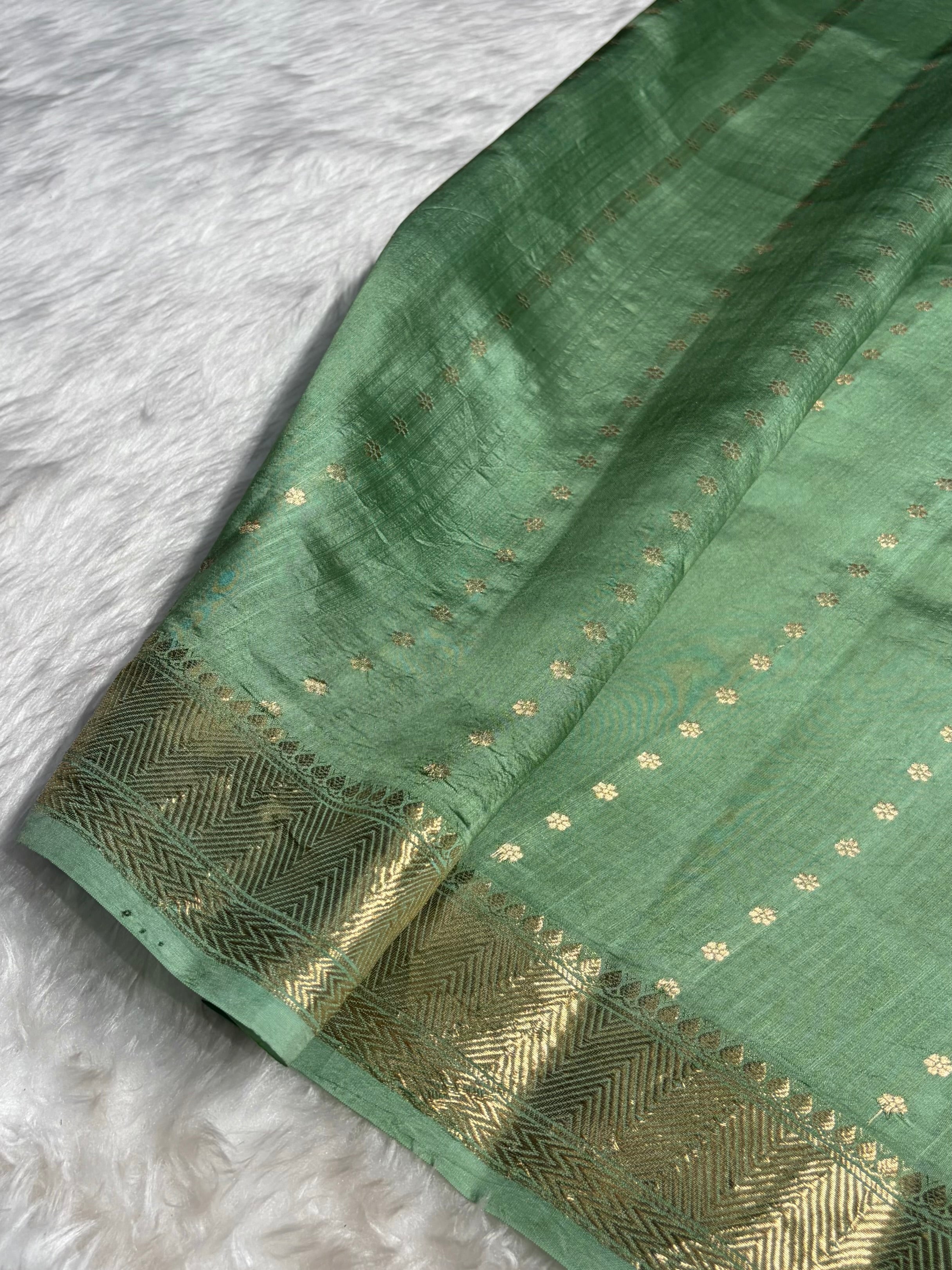 Banarasi Pista Green Rangkat Shades Handwoven Pure Paper Silk RM-67