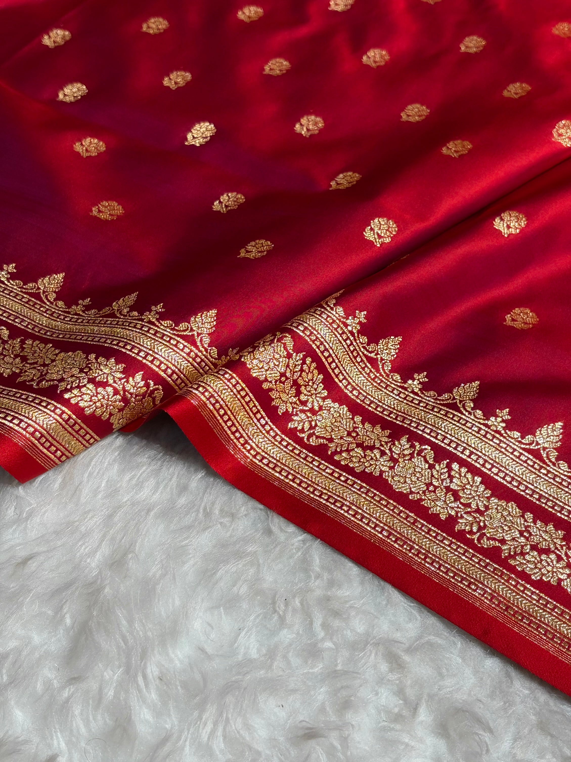Magentic Red Floral Pattern Satin Katan Silk Saree SK76