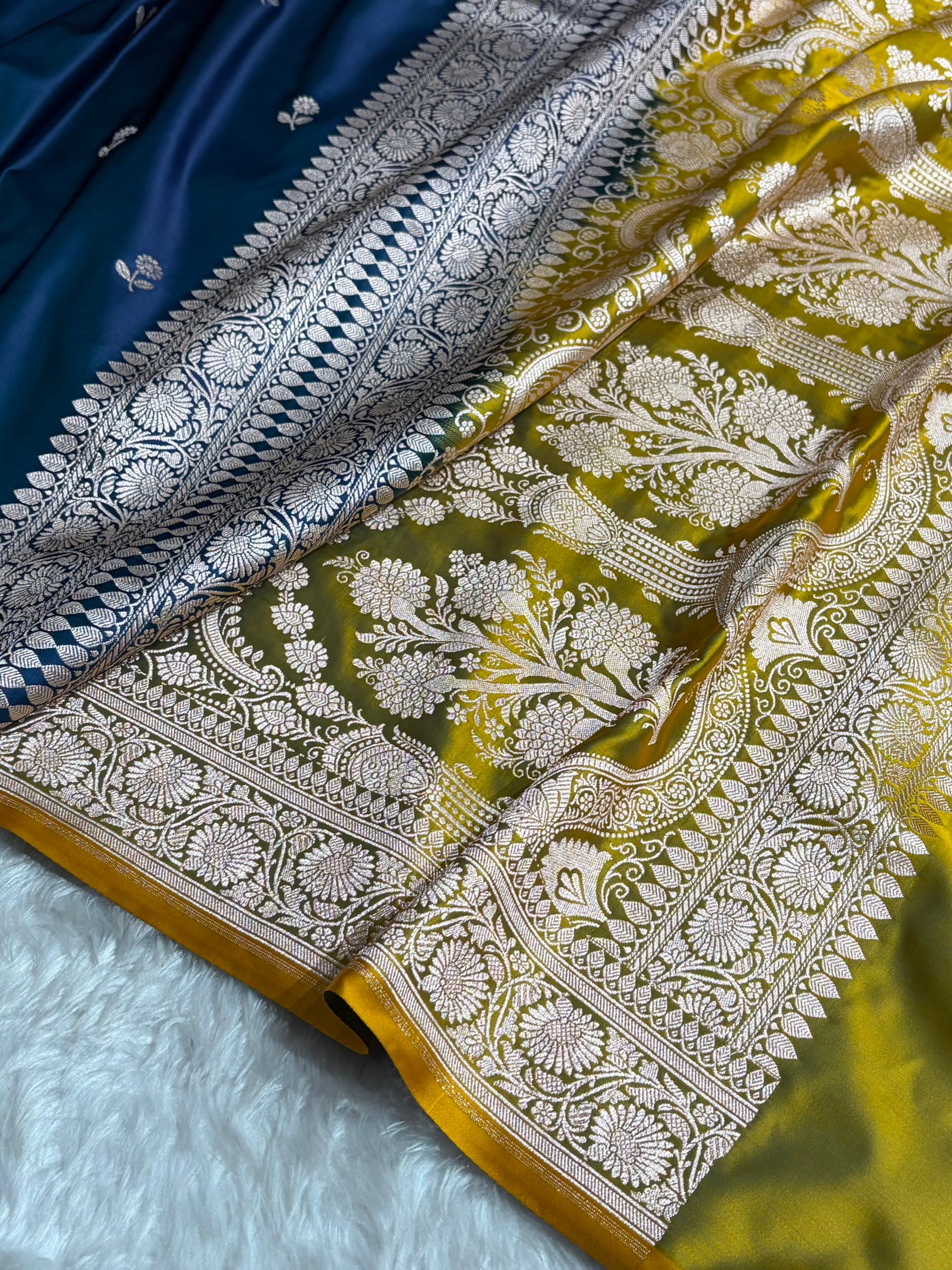 Contrast Peacock / Mustard Shades Banarasi Booti Pattern Mashru Silk Saree MSM-137