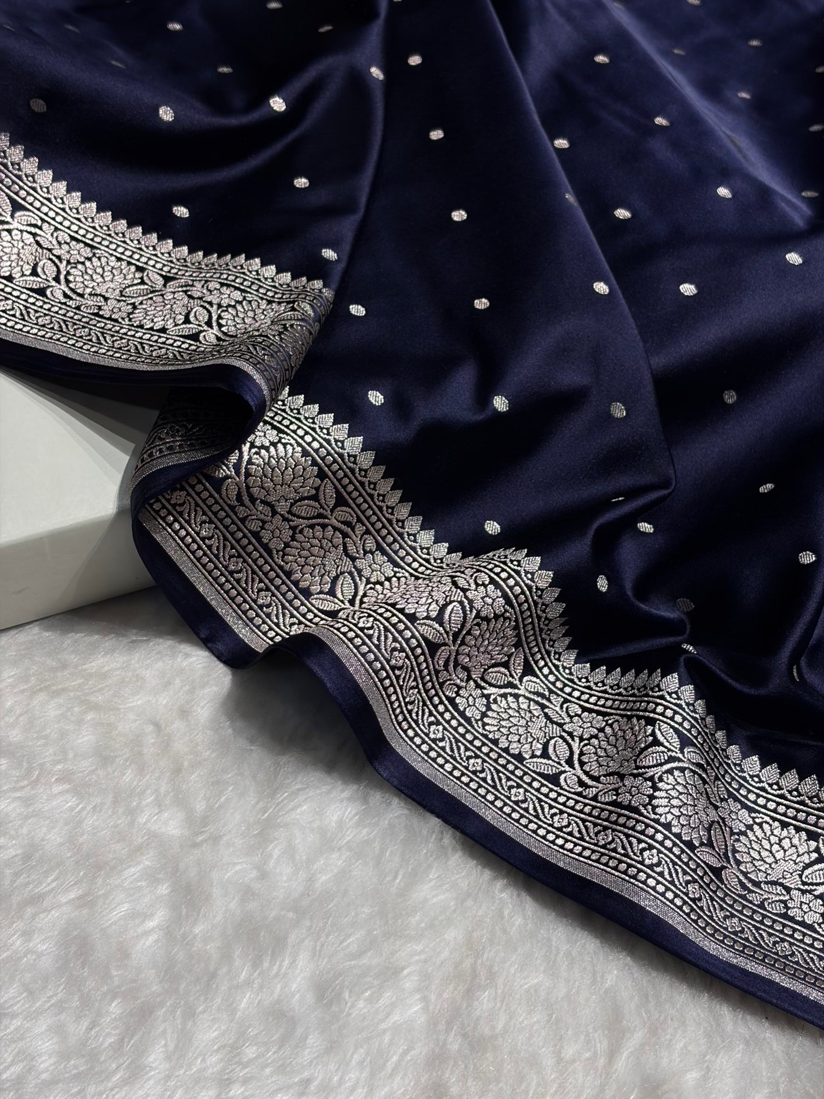 Dark Navy Blue Shades Booti Mashru Silk Saree MS65