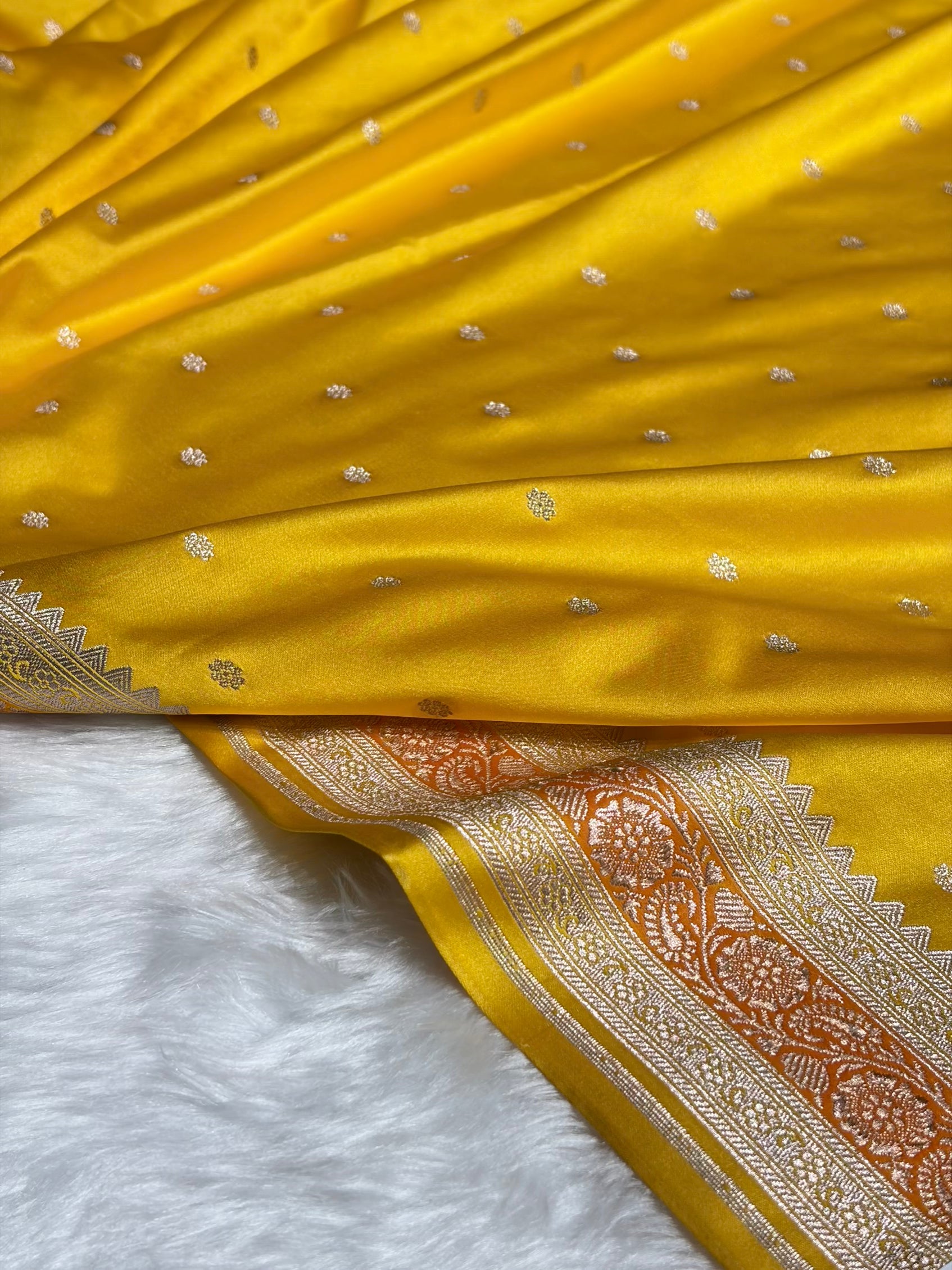 Yellow Shades Booti Mashru Silk Saree MS26