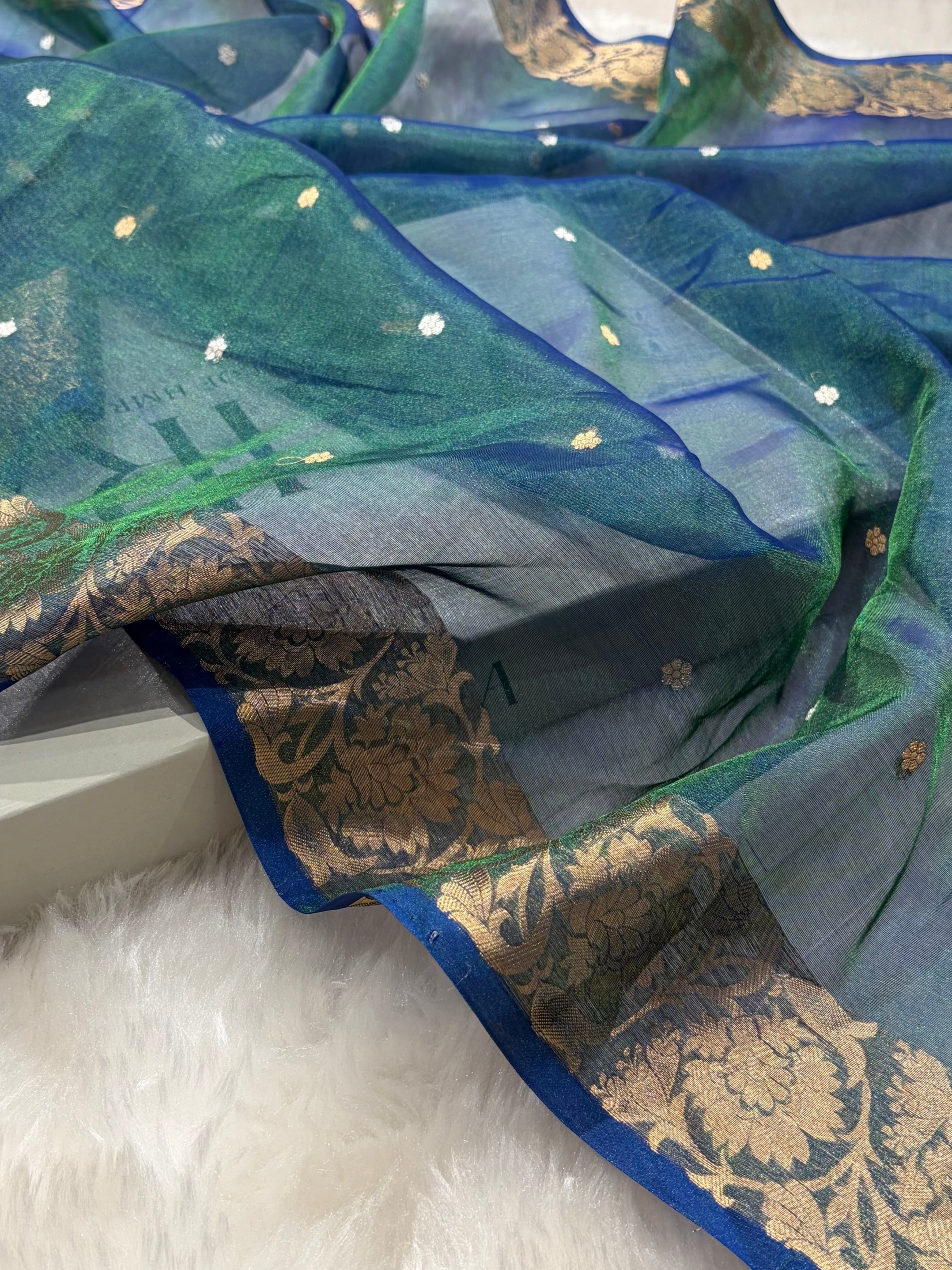 Royal Blue Bananasi Floral Shades Pure Tissue Silk Saree PT-42