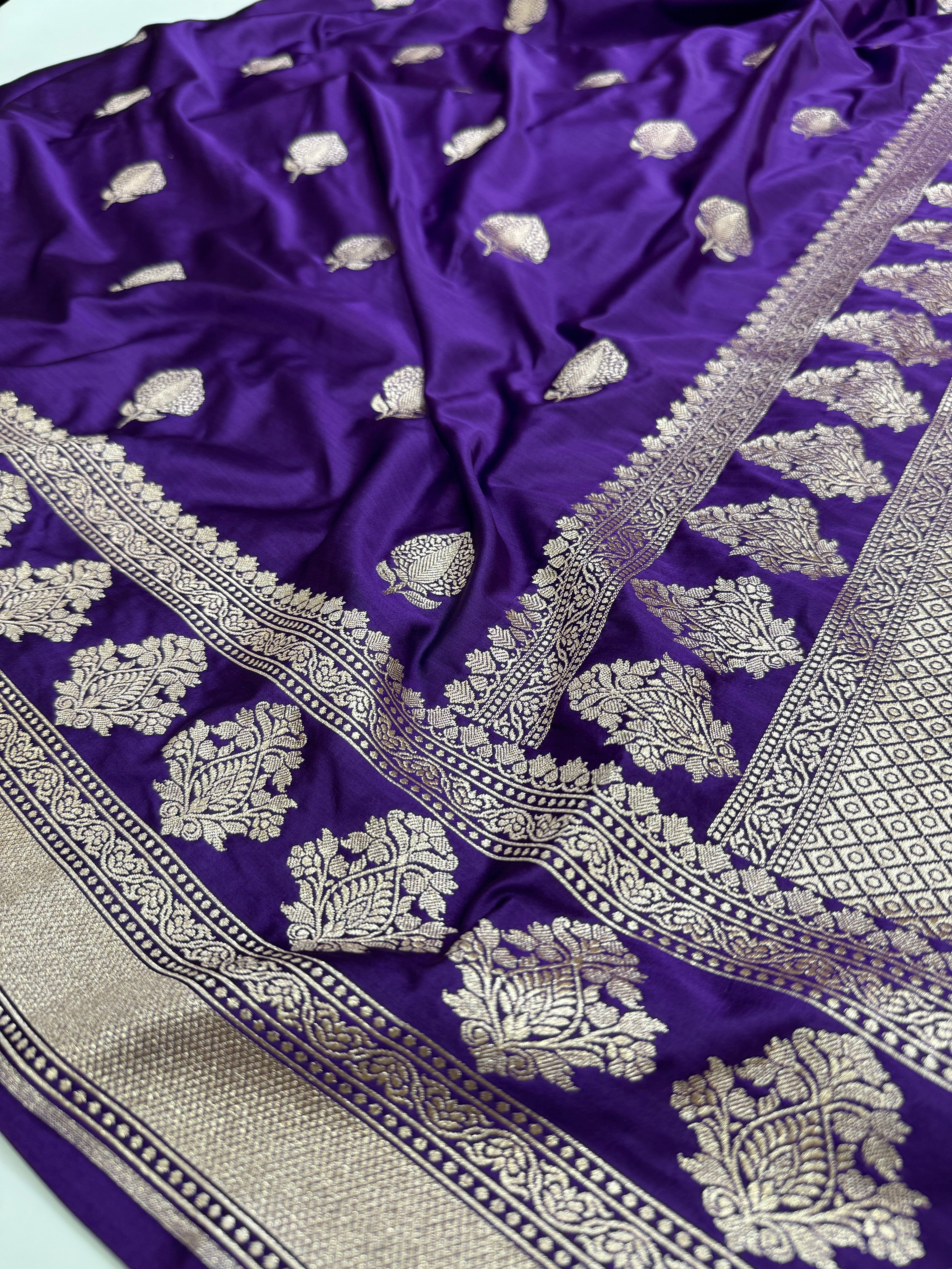 Purple Floral Motif Mashru Silk Saree With Big Border