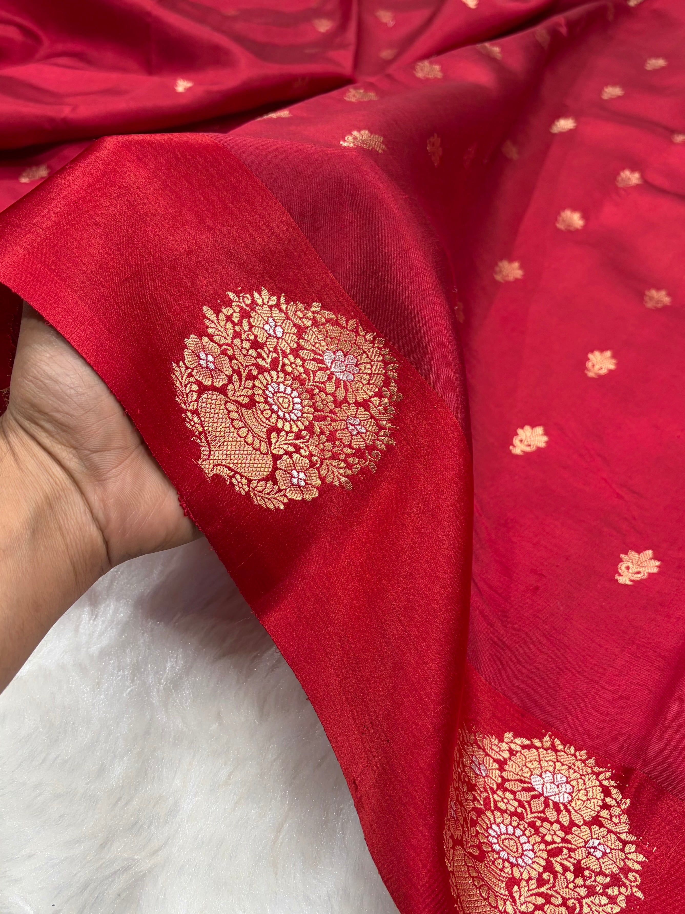 Maroon Shades Handwoven Pure Katan Paper Silk RM-70