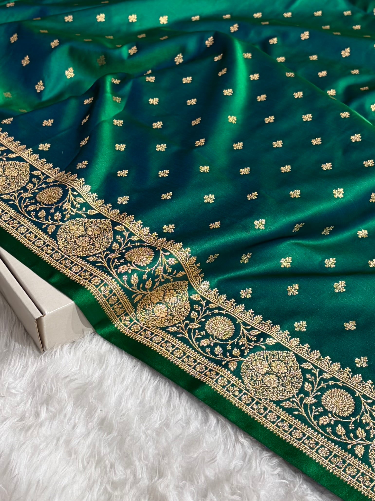 Banarasi Satin Katan Saree With Boota in Cross Green Shades SK117