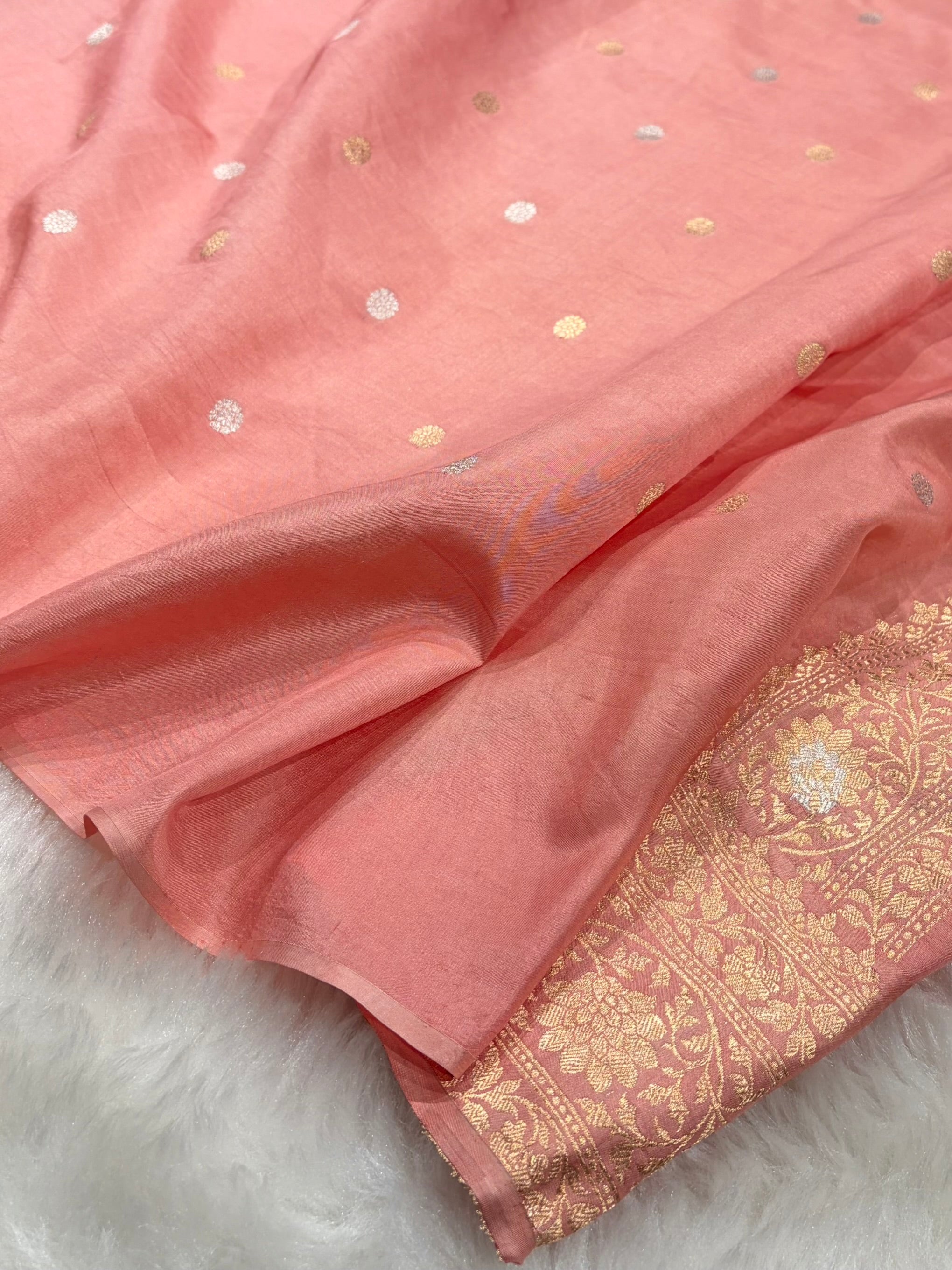 Banarasi Maroon With Peach Contrast Shades Boota Handwoven Pure Katan Paper Silk RM-76