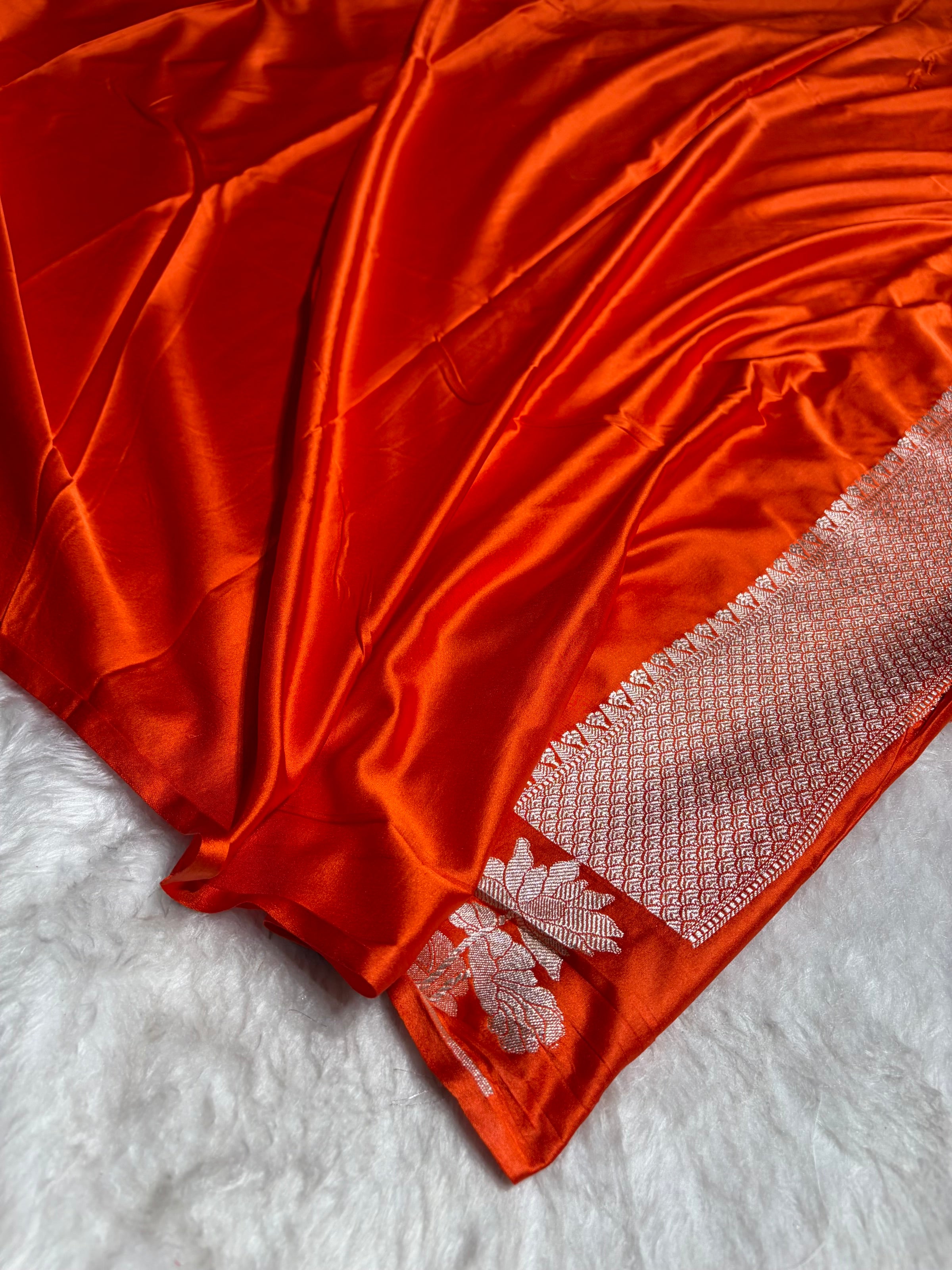 Orange Floral Border With Banarasi Minakari Booti Mashru Silk Saree MS54