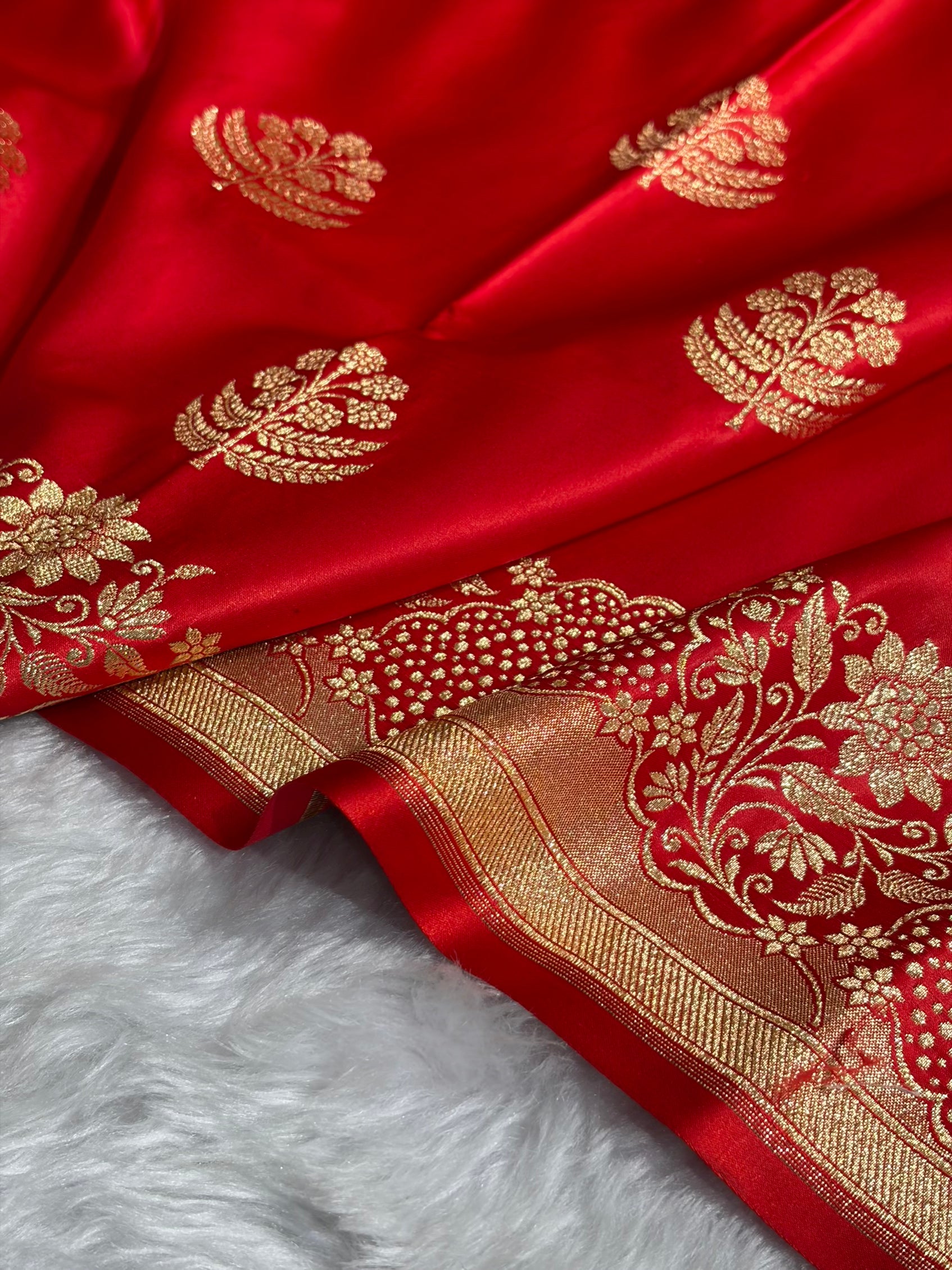 Red Unique Boota Pattern Satin Katan Silk Saree SK70