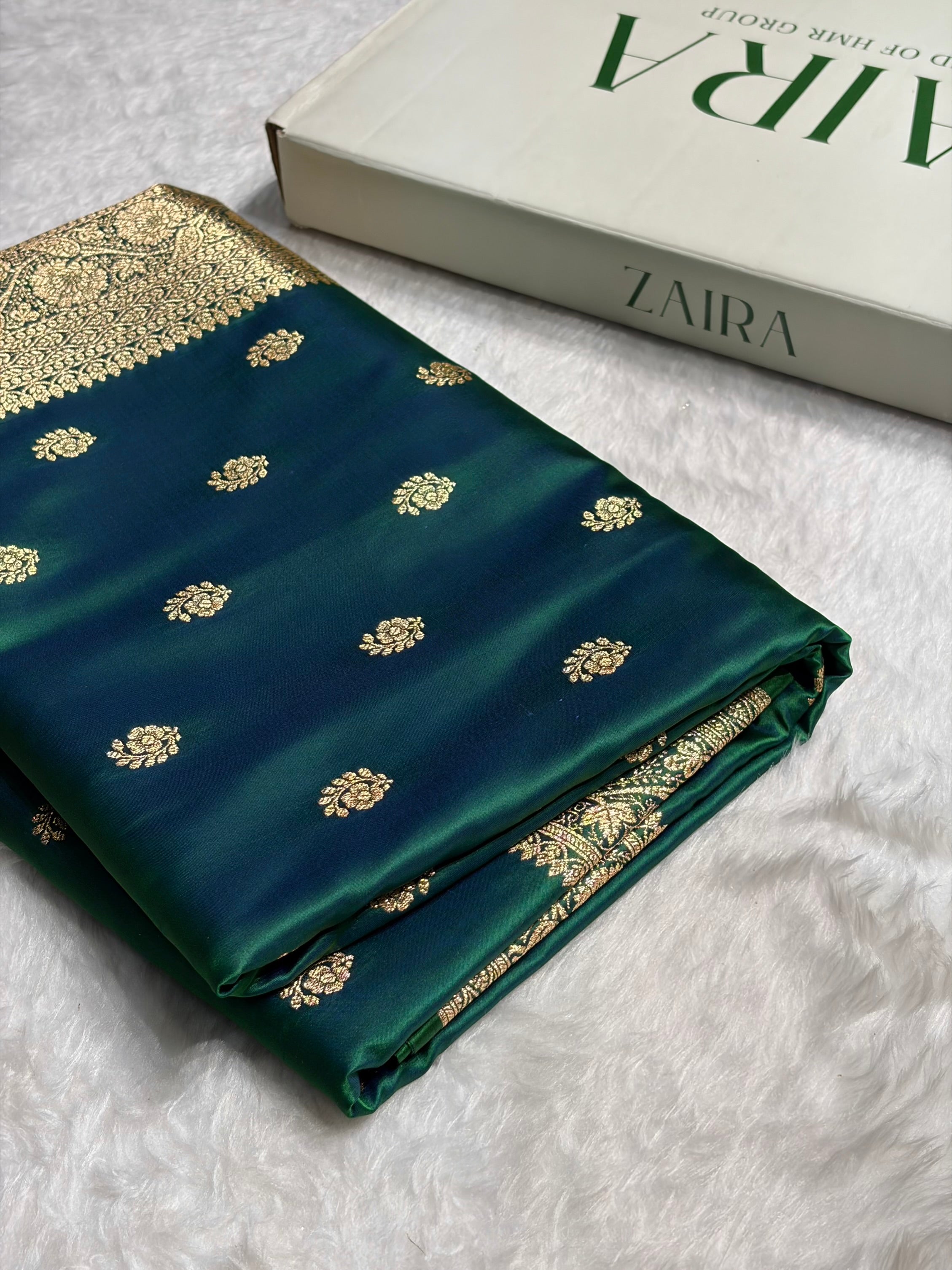 Cross Green Floral Boota Pattern Satin Katan Silk Saree SK72