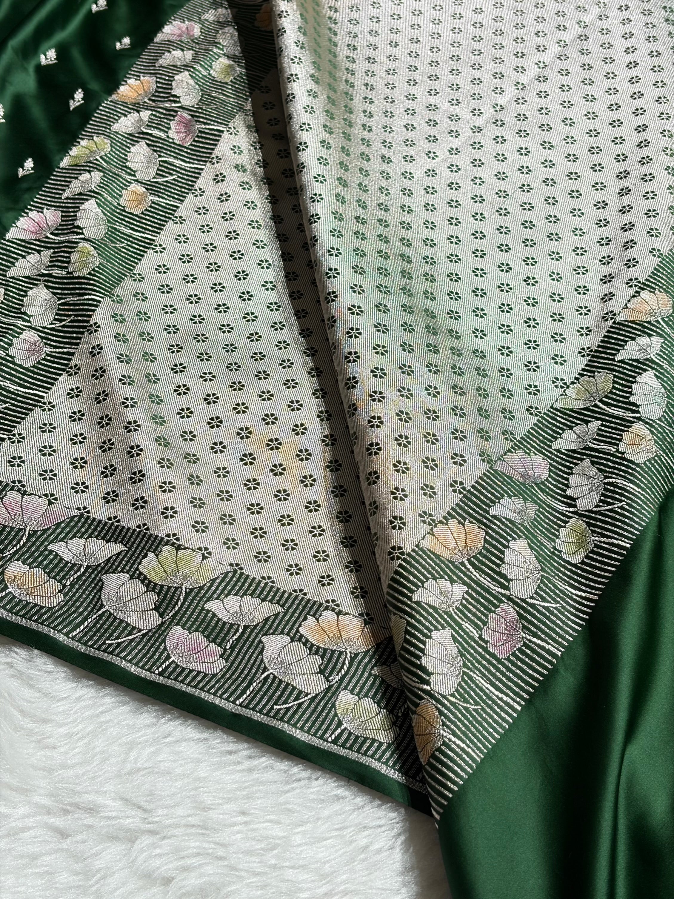 Banarasi Floral Jaal Pattern in Bottle Green Shades Floral Mashru Silk Saree MCS99