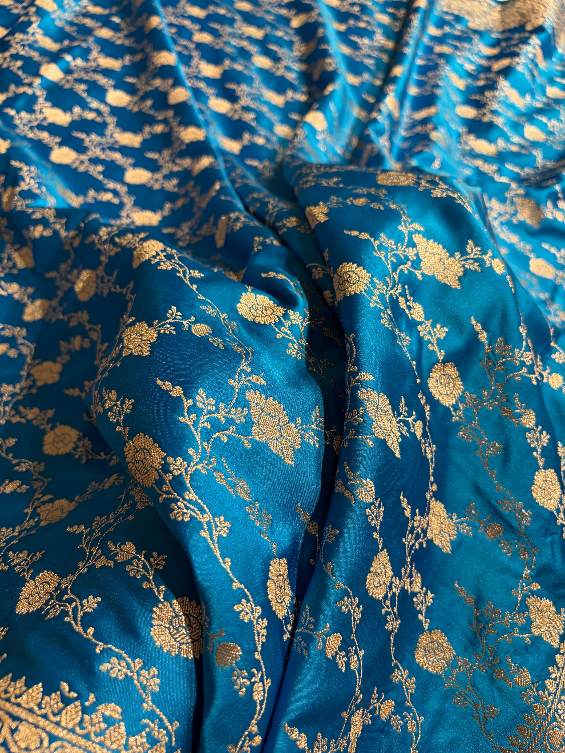 Banarasi Firozi Shades Floral Mashru Silk Saree MS92