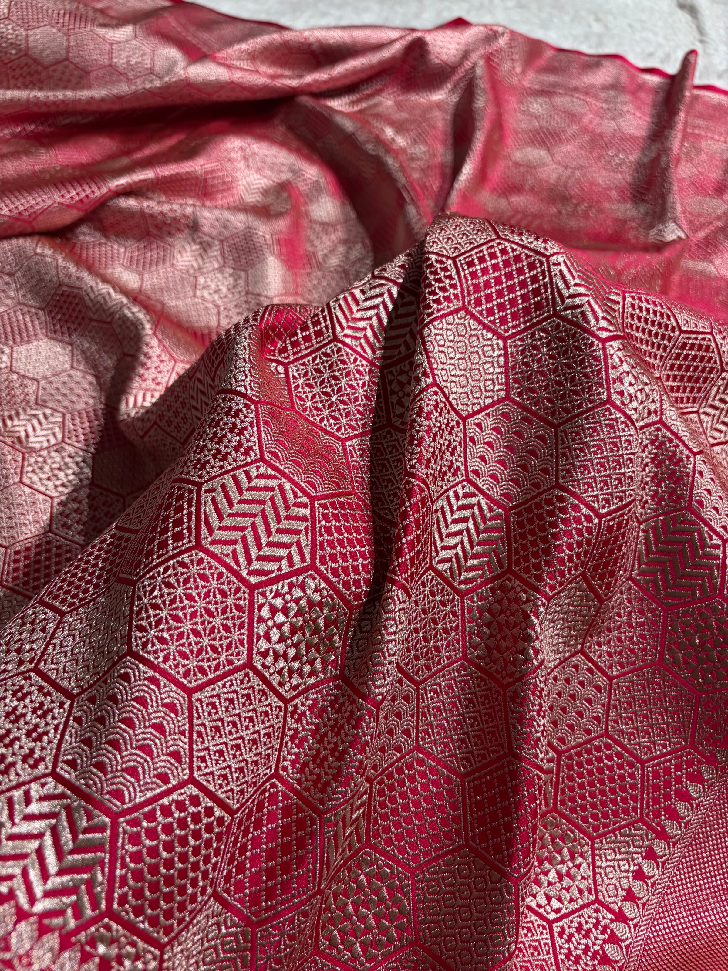 Banarasi Rani Shades Brocade Mashru Silk Saree MS85