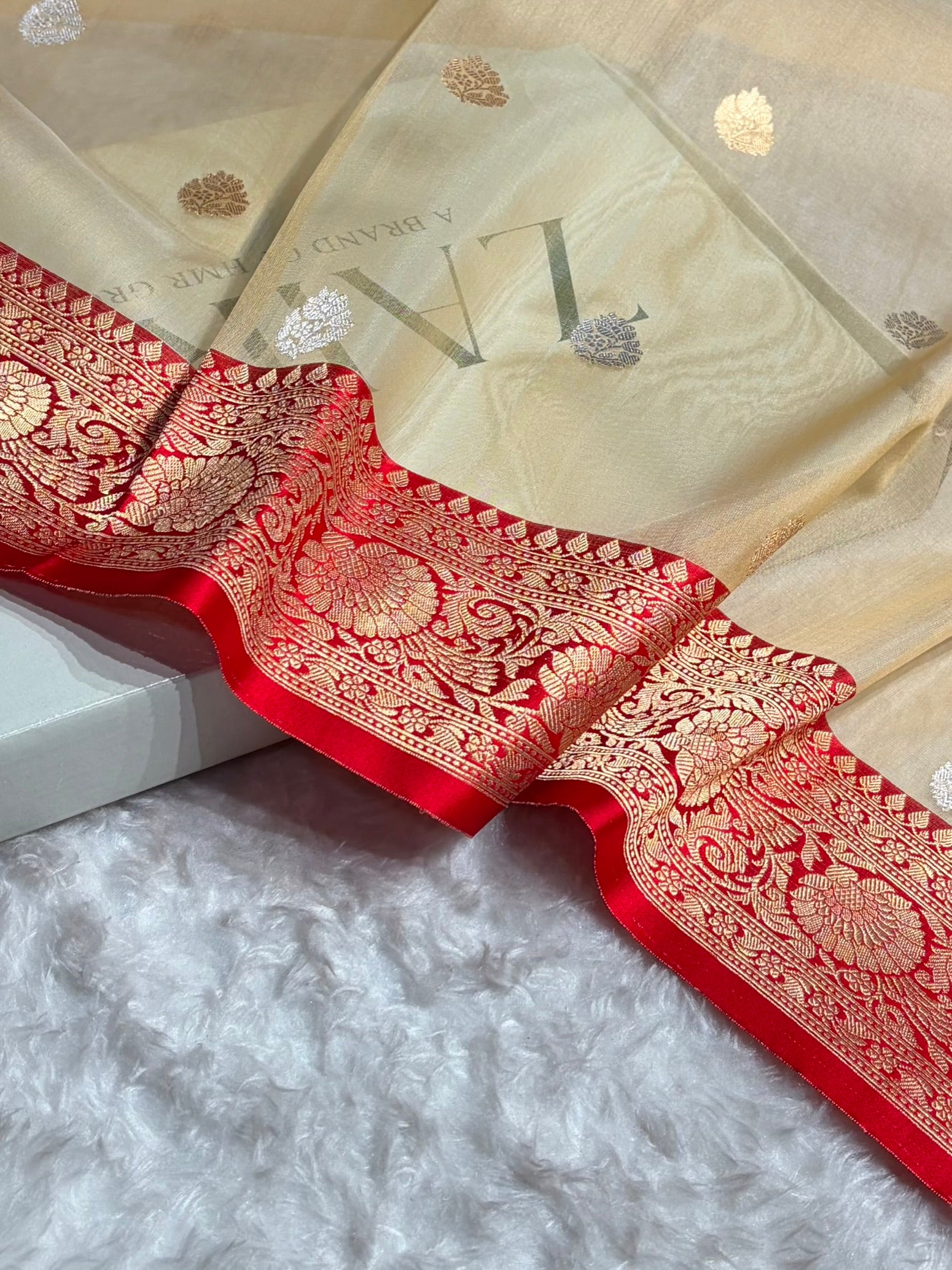 Contrast Pure Banarasi Organza Tusser With Red Floral Banarasi Silk Saree PO-11