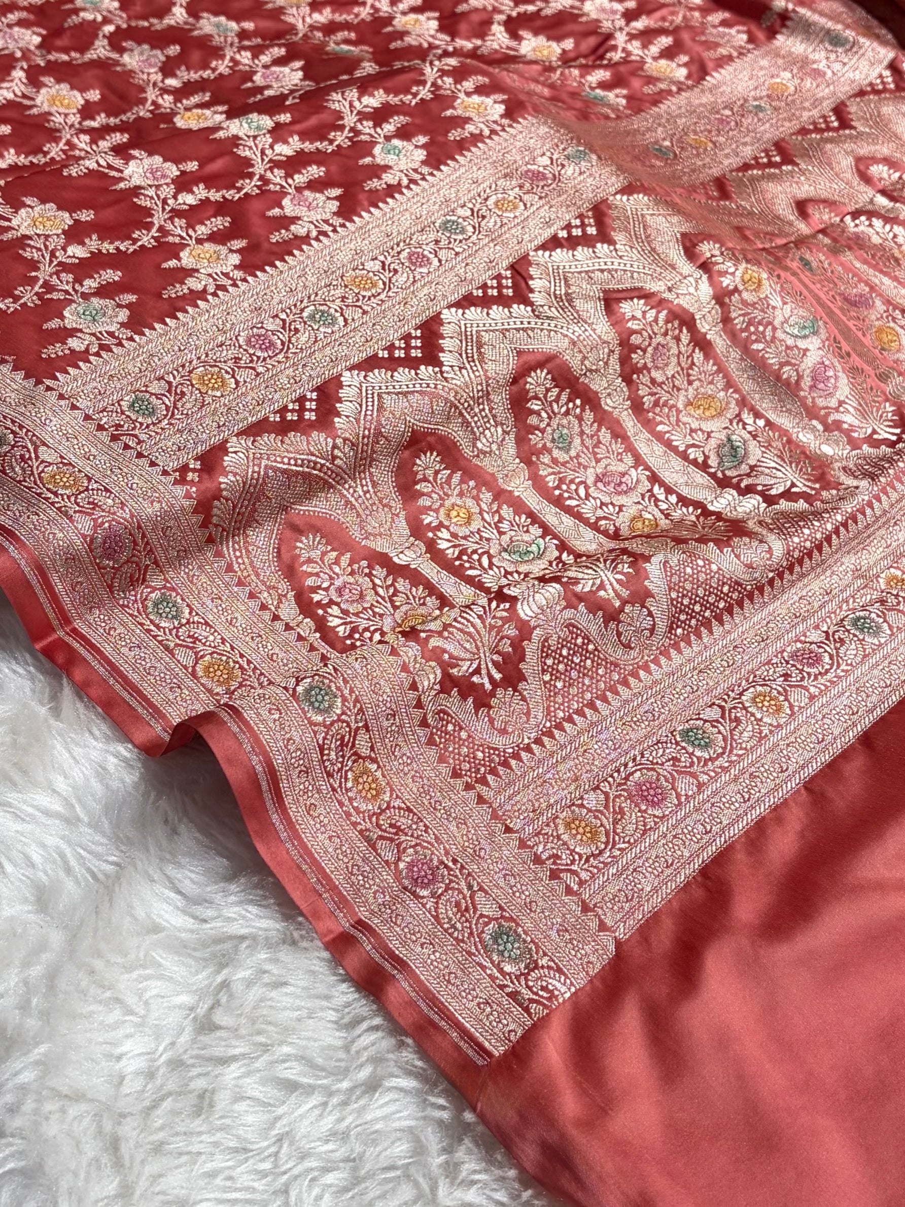 Peach Shades Banarasi Minakari Floral Jaal Mashru Silk Saree MS28