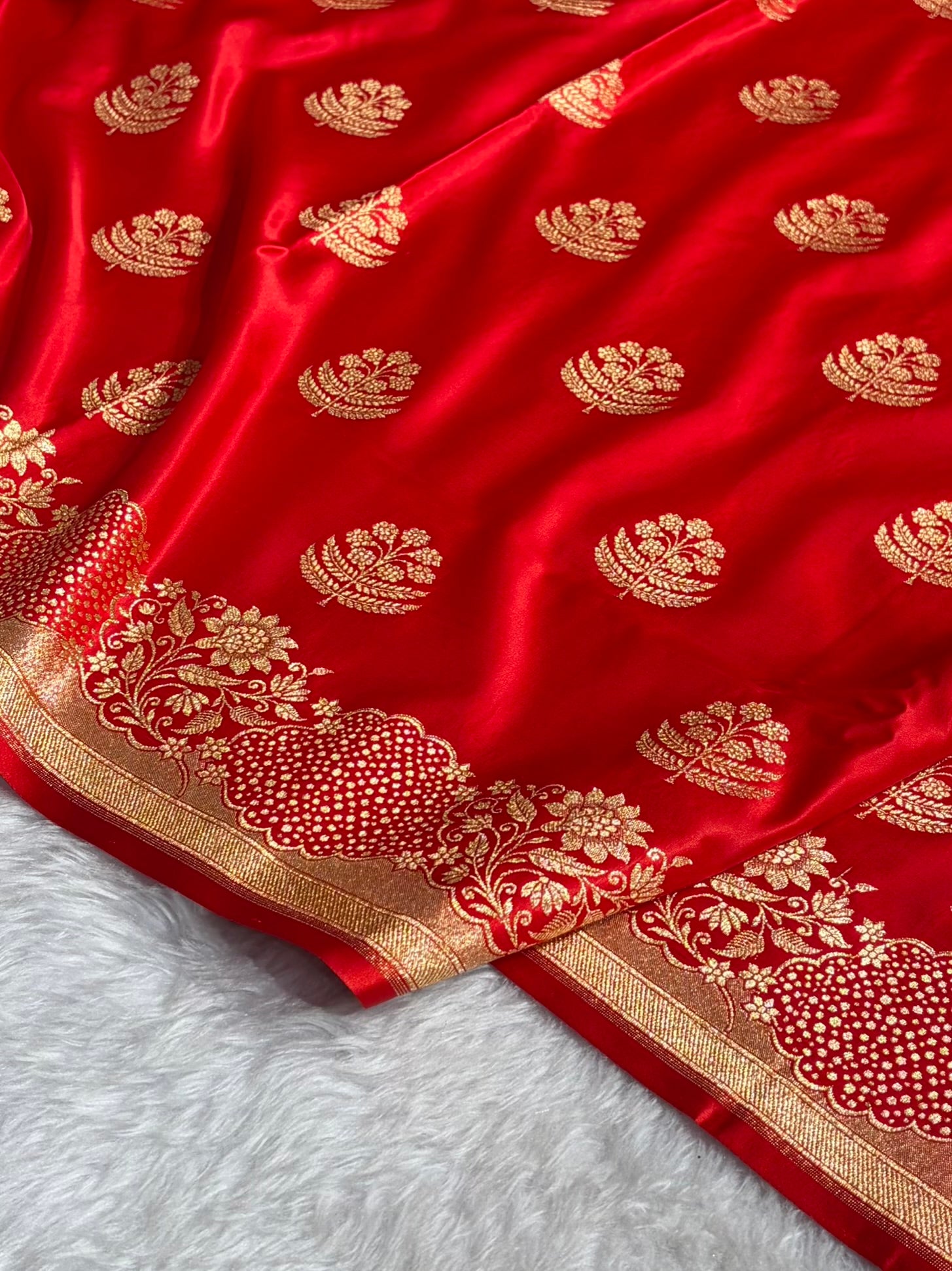 Red Unique Boota Pattern Satin Katan Silk Saree SK70