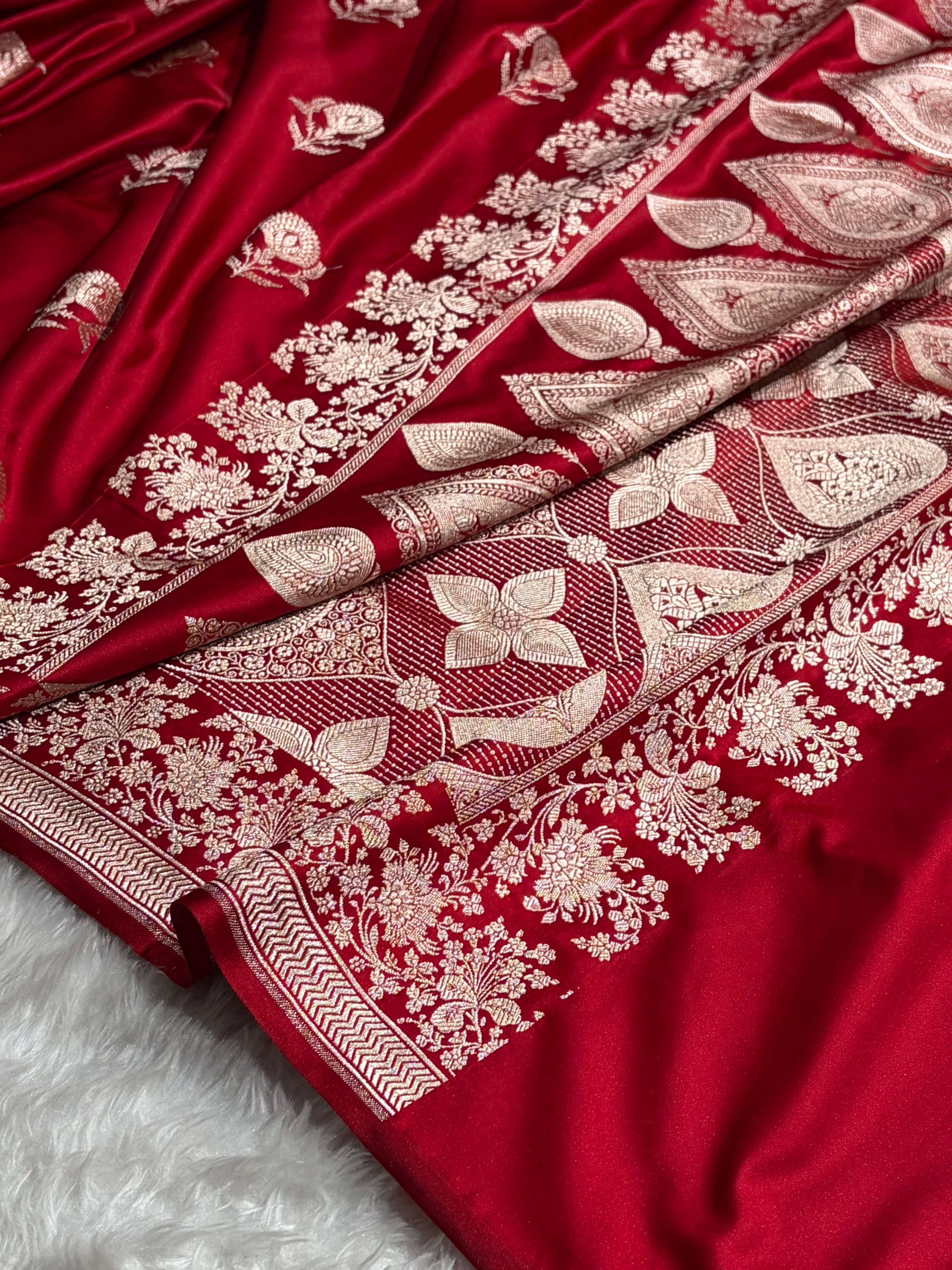 Maroon Shades Banarasi With Floral Border Mashru Silk Saree MSM-113