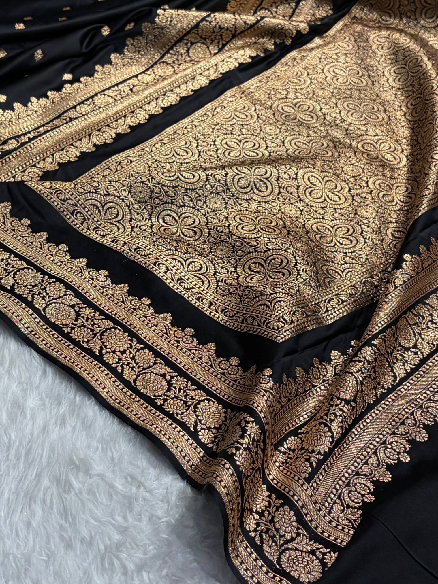Banarasi Black Shades Booti Pattern Satin Katan Silk Saree SK51