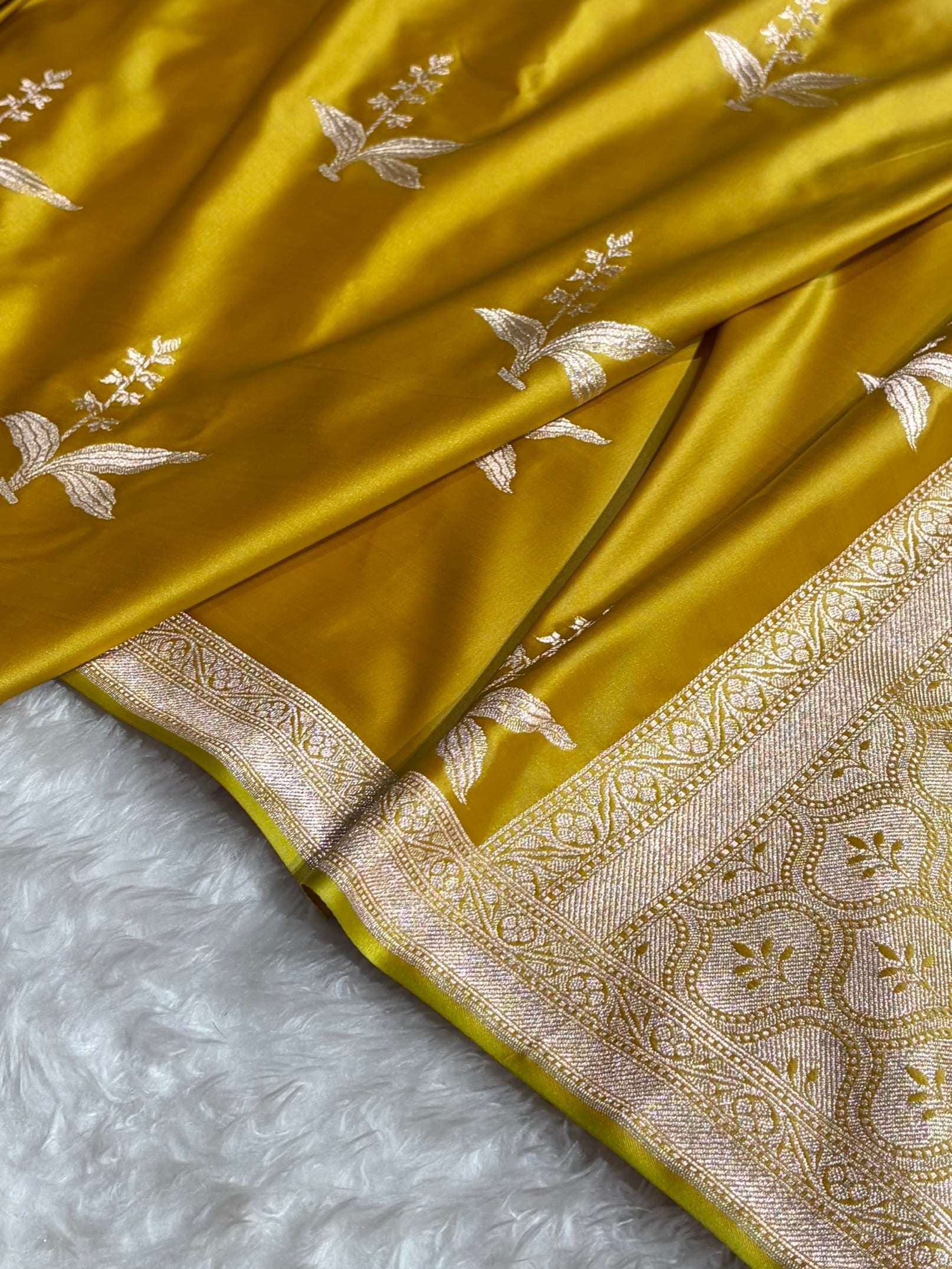 Mustard Floral Motif Mashru Silk Saree MSM-04