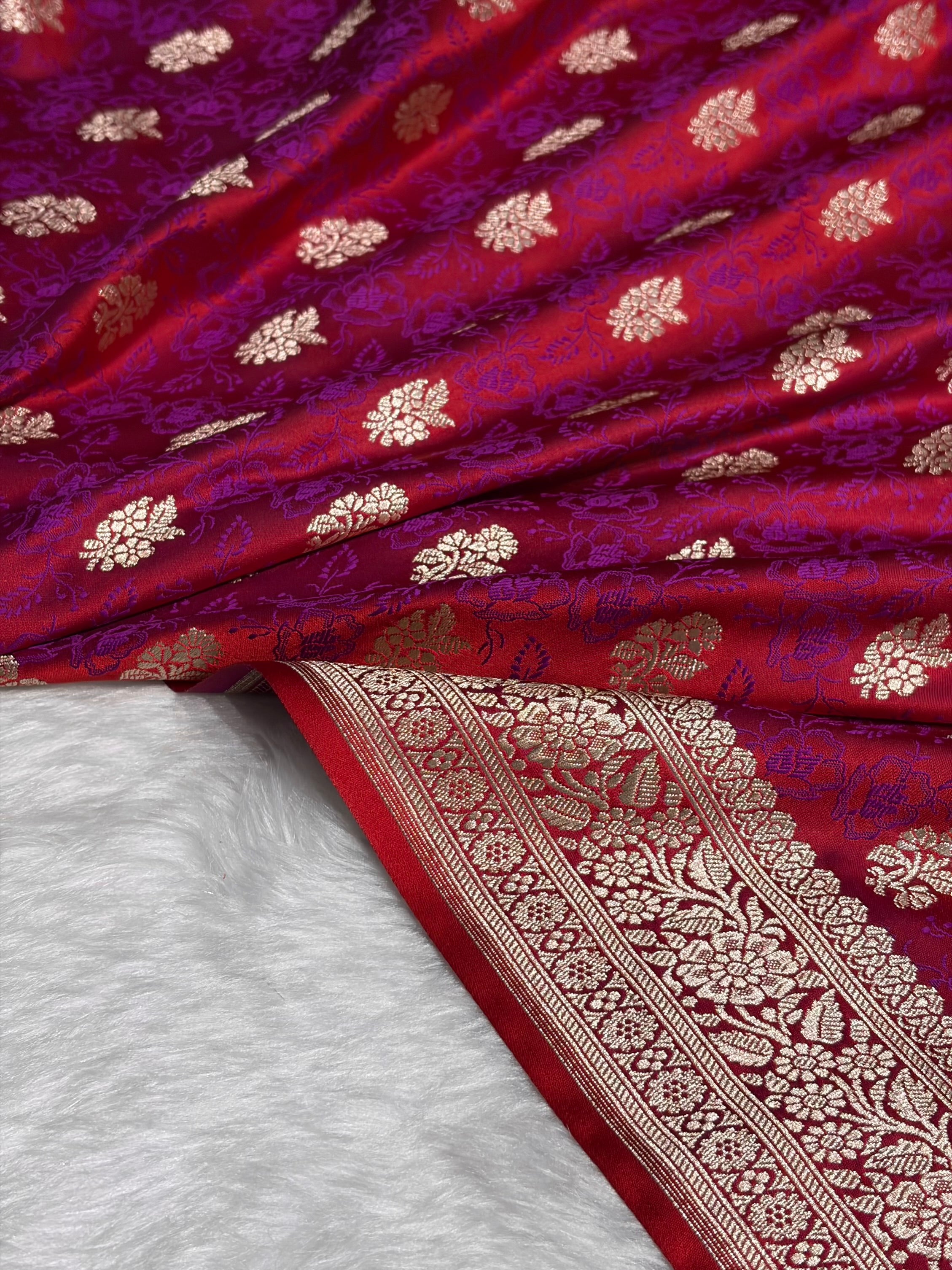Reddish Magenta Shades Tanchoi Motif Mashru Silk Saree MST-10