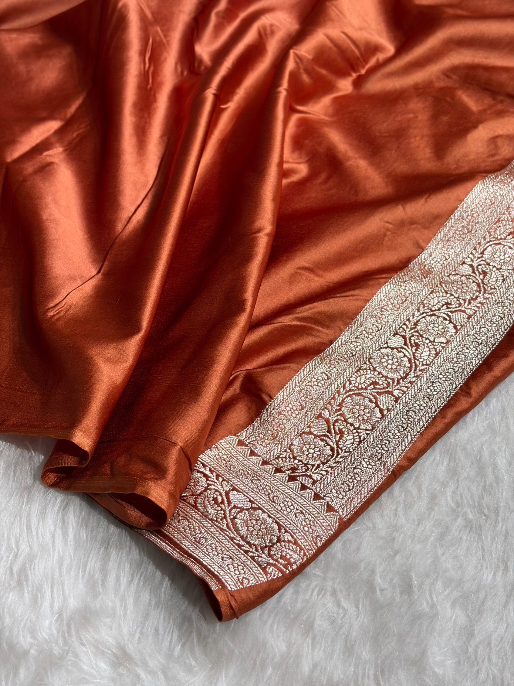 Rust Brown Shades Banarasi Minakari Floral Jaal Mashru Silk Saree MCS28