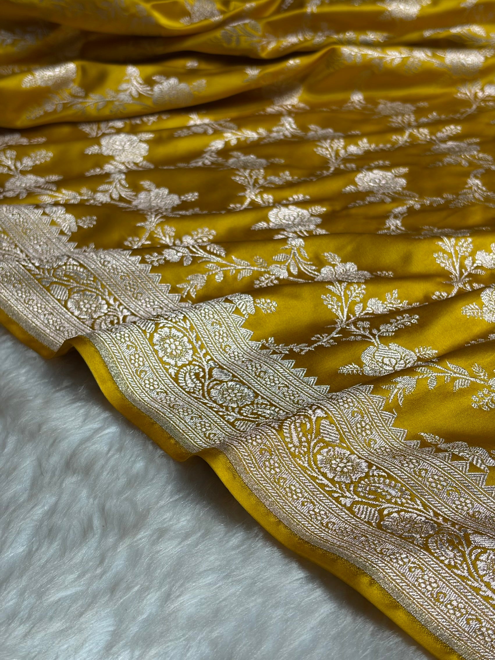Mustard Floral Jaal Mashru Silk Saree MS28