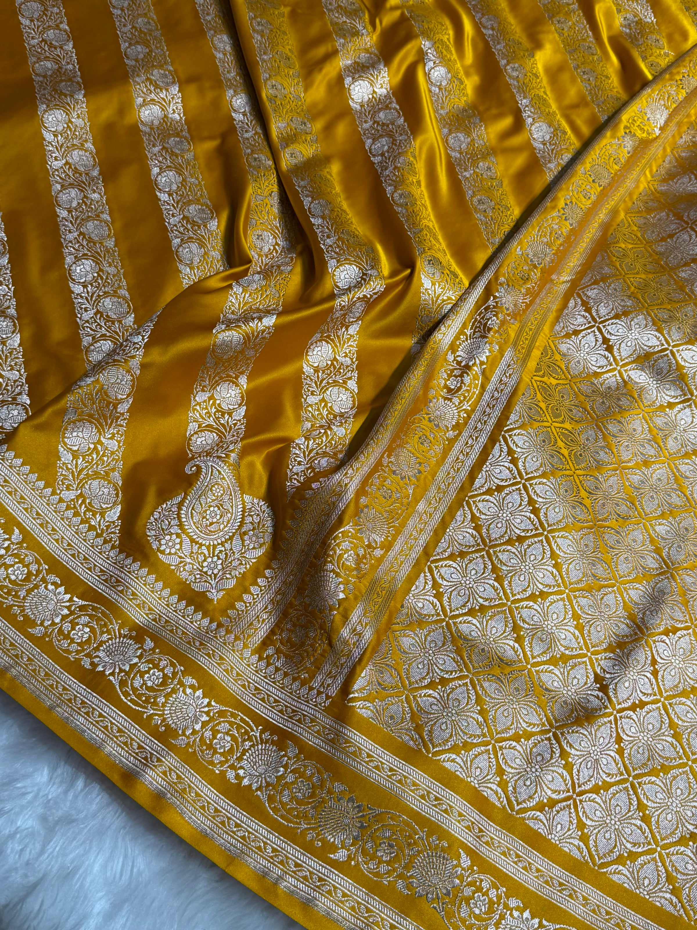 Mustard Shades Banarasi Cross Pattern Floral Mashru Silk Saree MSM-102