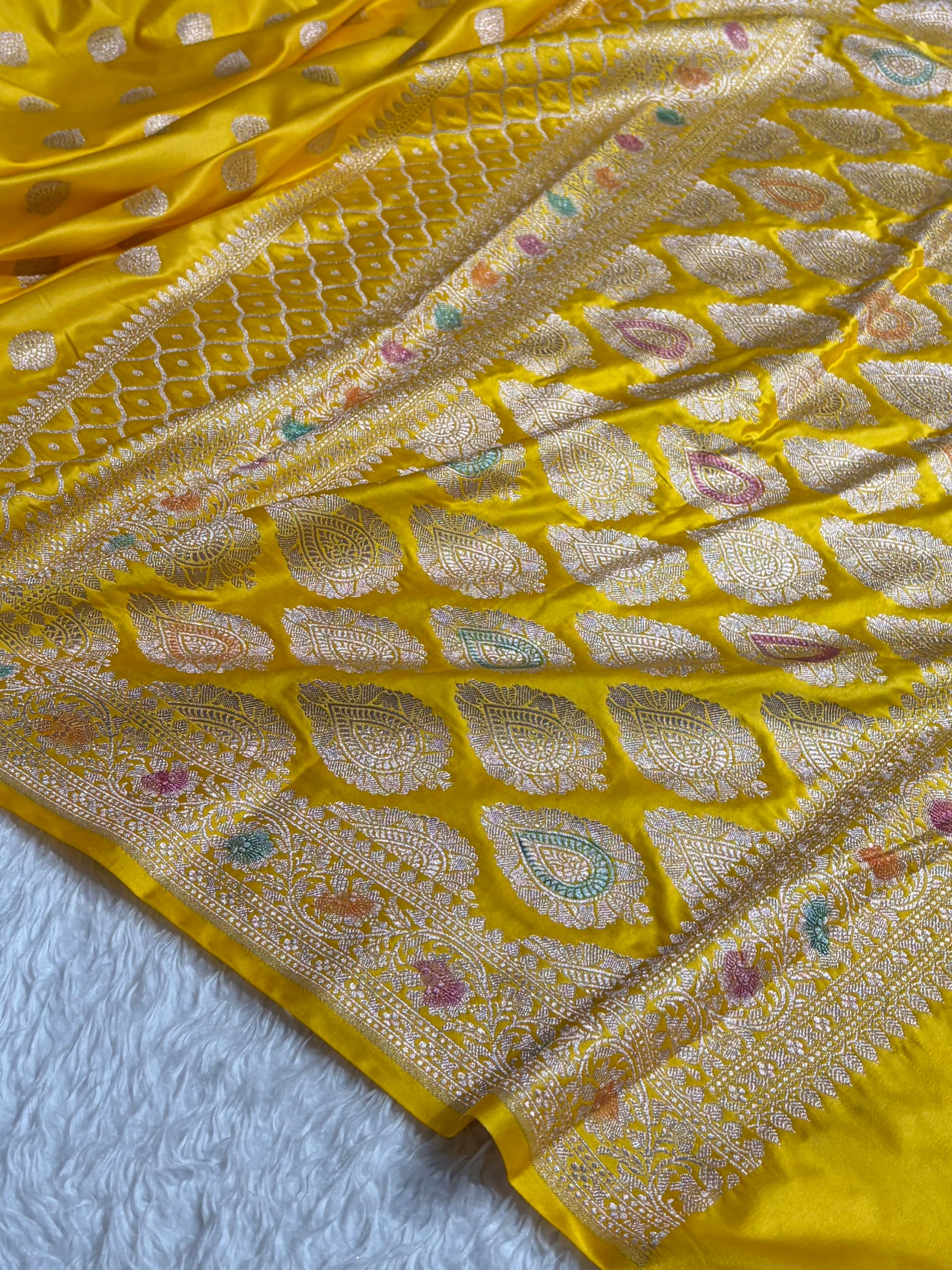 Banarasi Floral Booti Pattern in Yellow With Minakari Shades Floral Mashru Silk Saree MCS103