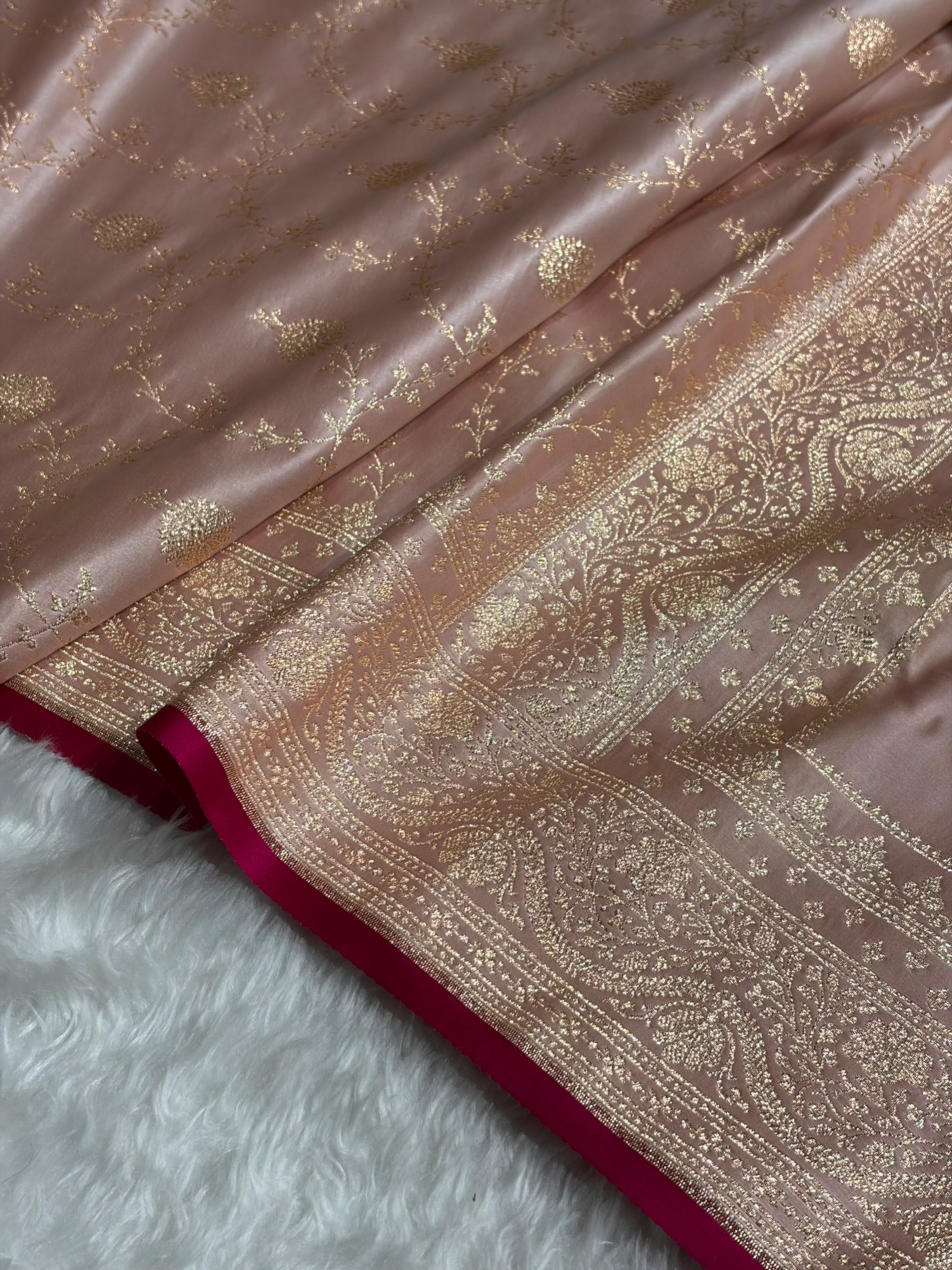 Rose Gold Floral Booti Banarasi Satin Katan Silk Saree SK15