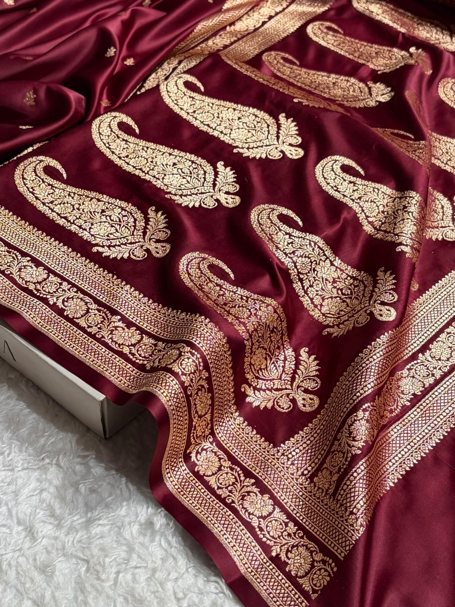 Banarasi Satin Katan Saree With Booti Pattern in Garnet Shades SK125