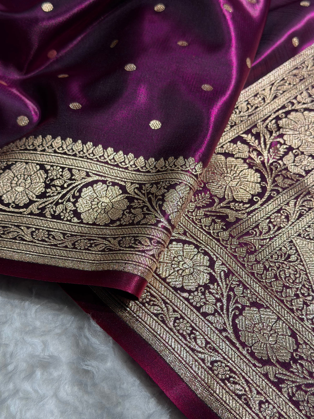 Satin Silk Dot Booti in Wine Shades SS08
