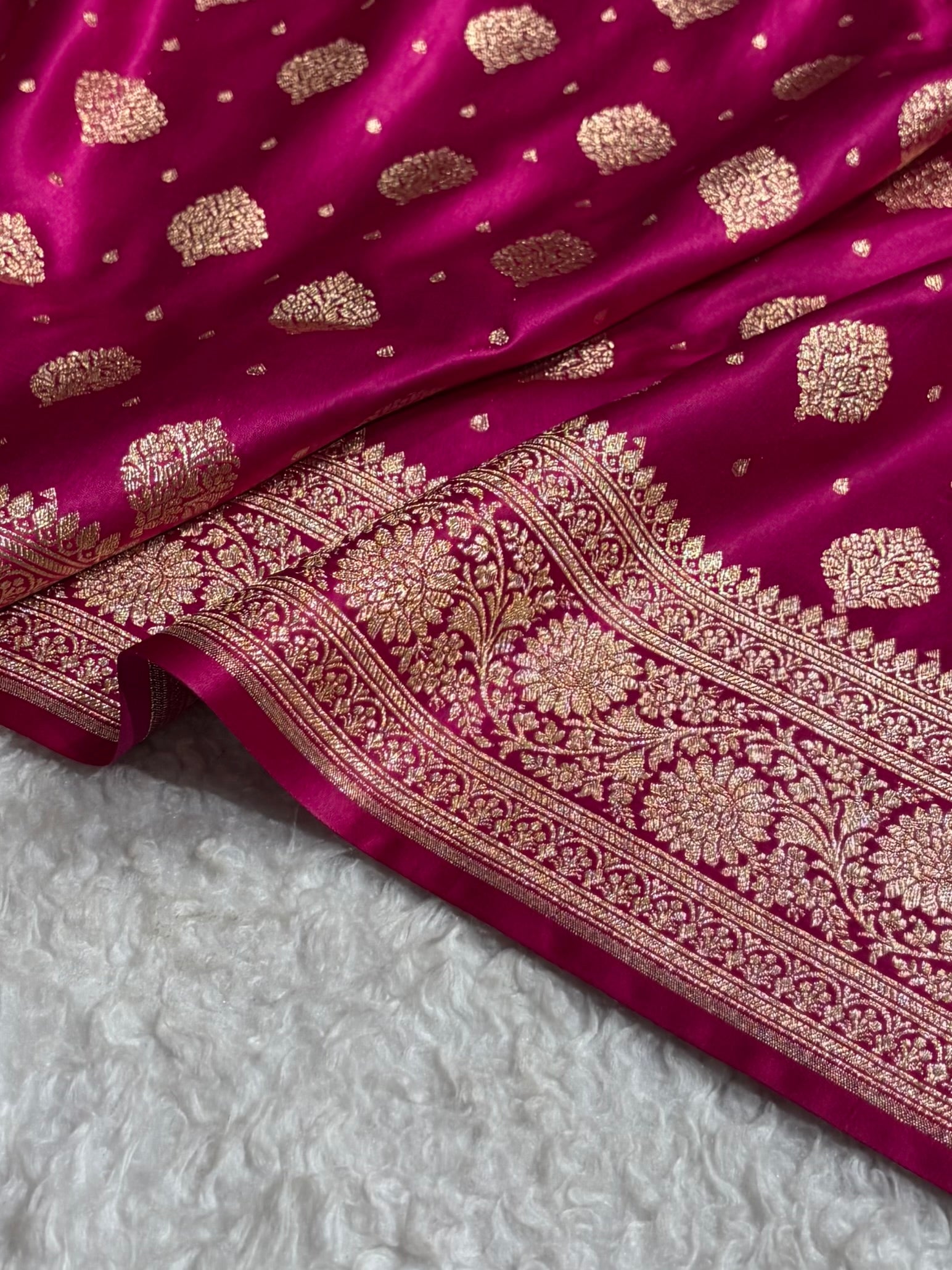 Rani Unique Boota Pattern Satin Katan Silk Saree SK69