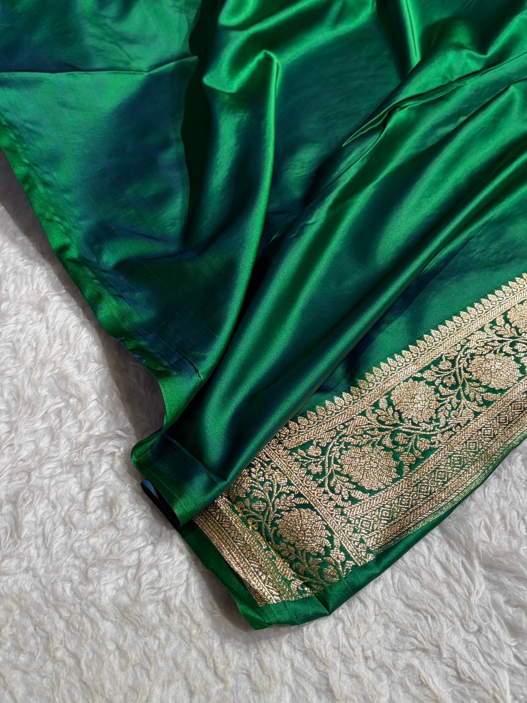 Banarasi Satin Katan Saree With Boota in Cross Green Shades SK108