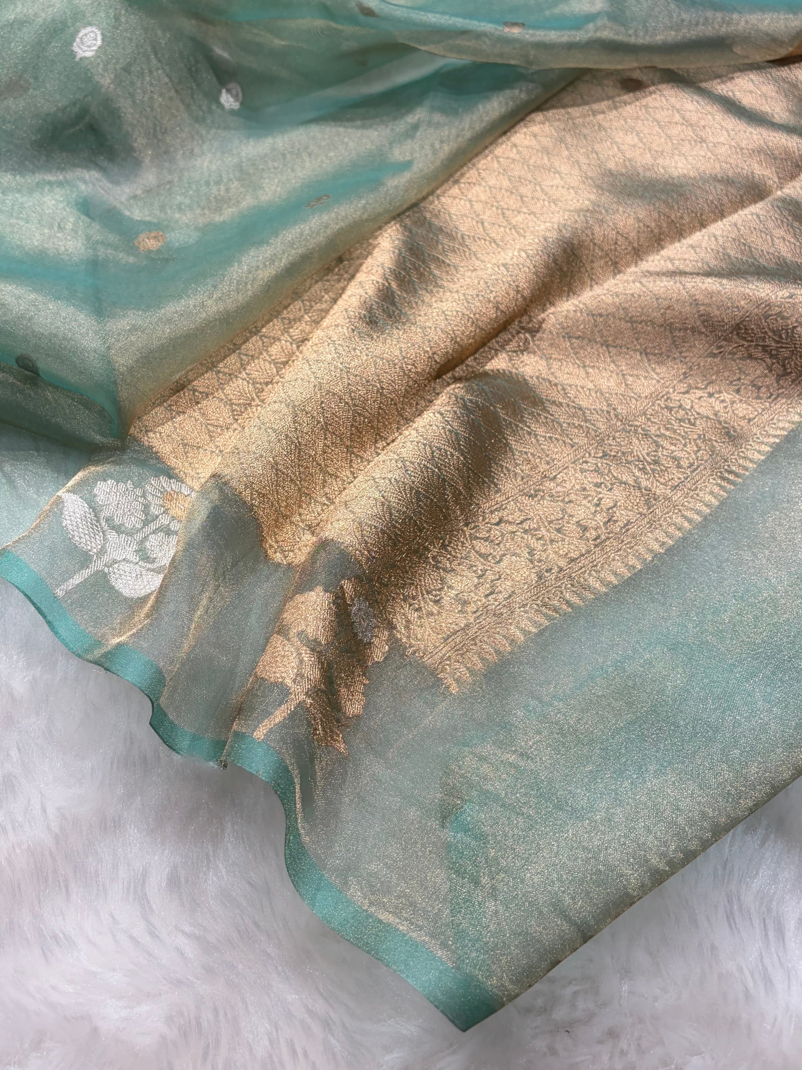 Sea Green Bananasi Floral Shades Pure Tissue Silk Saree PT-39