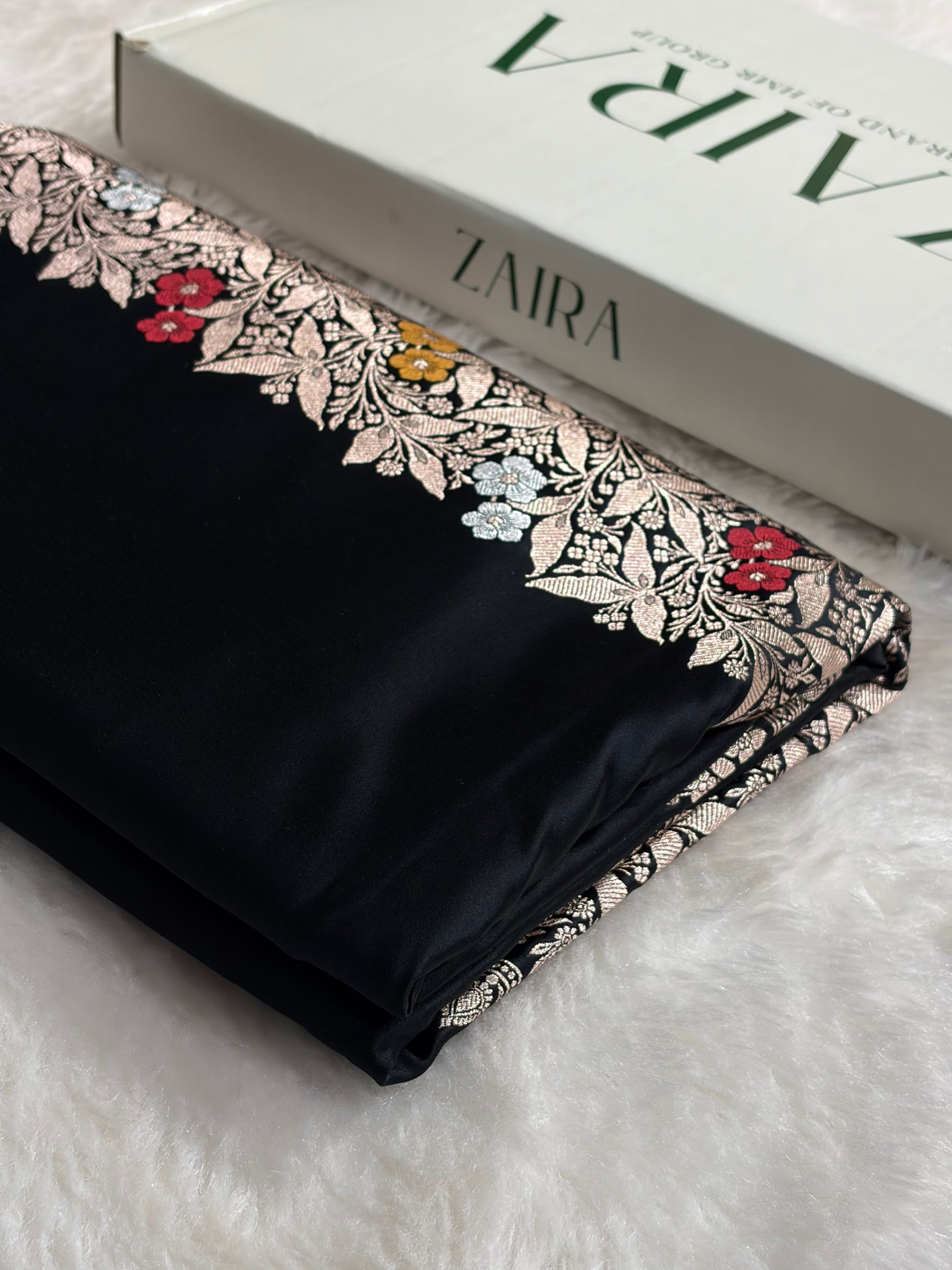 Black Shades Banarasi Minakari Boota Skirt Pattern Floral Mashru Silk Saree MSM-116