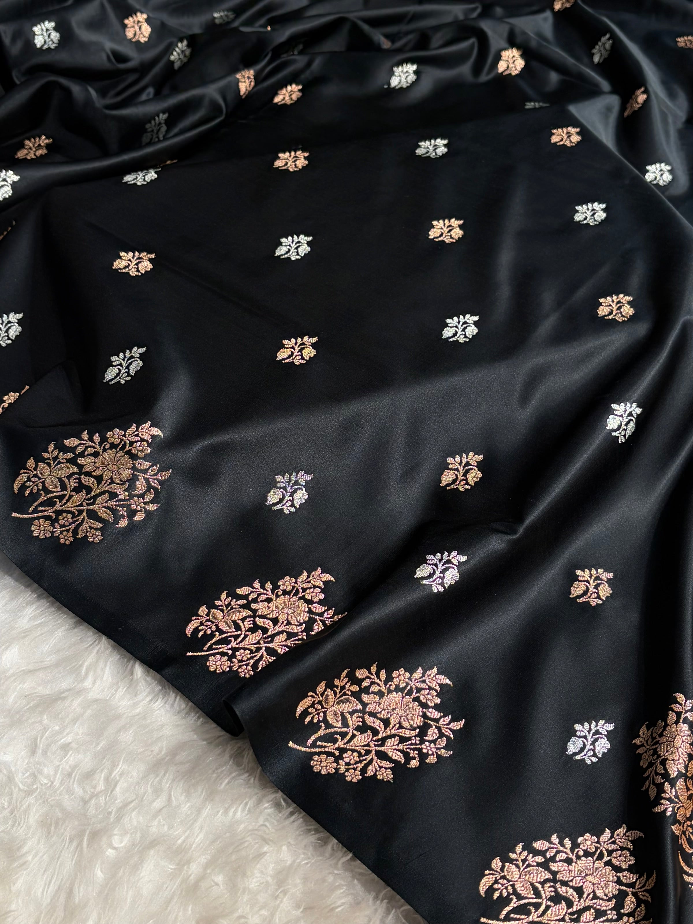 Black Shades Banarasi With Floral Border Mashru Silk Saree MSM-126