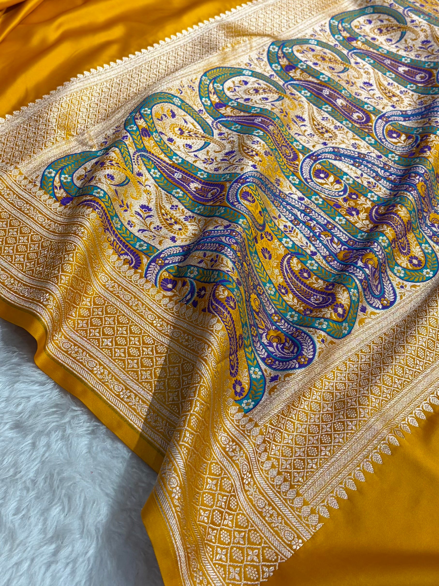 Banarasi Plain Yellow Shades With Minakari Pallu Mashru Silk Saree MS82