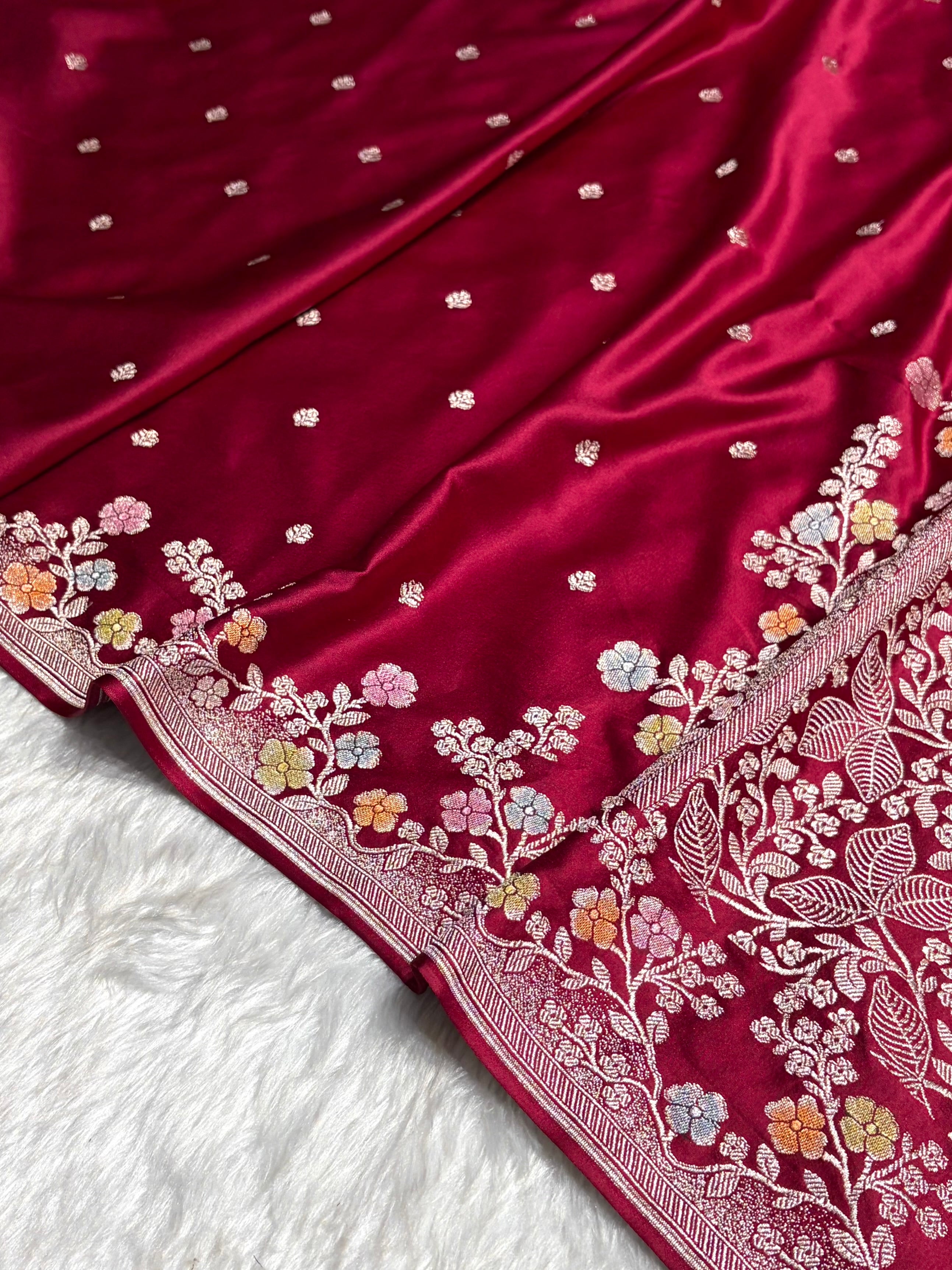 Maroon Shades Minakari Floral Border Booti Mashru Silk Saree MS75