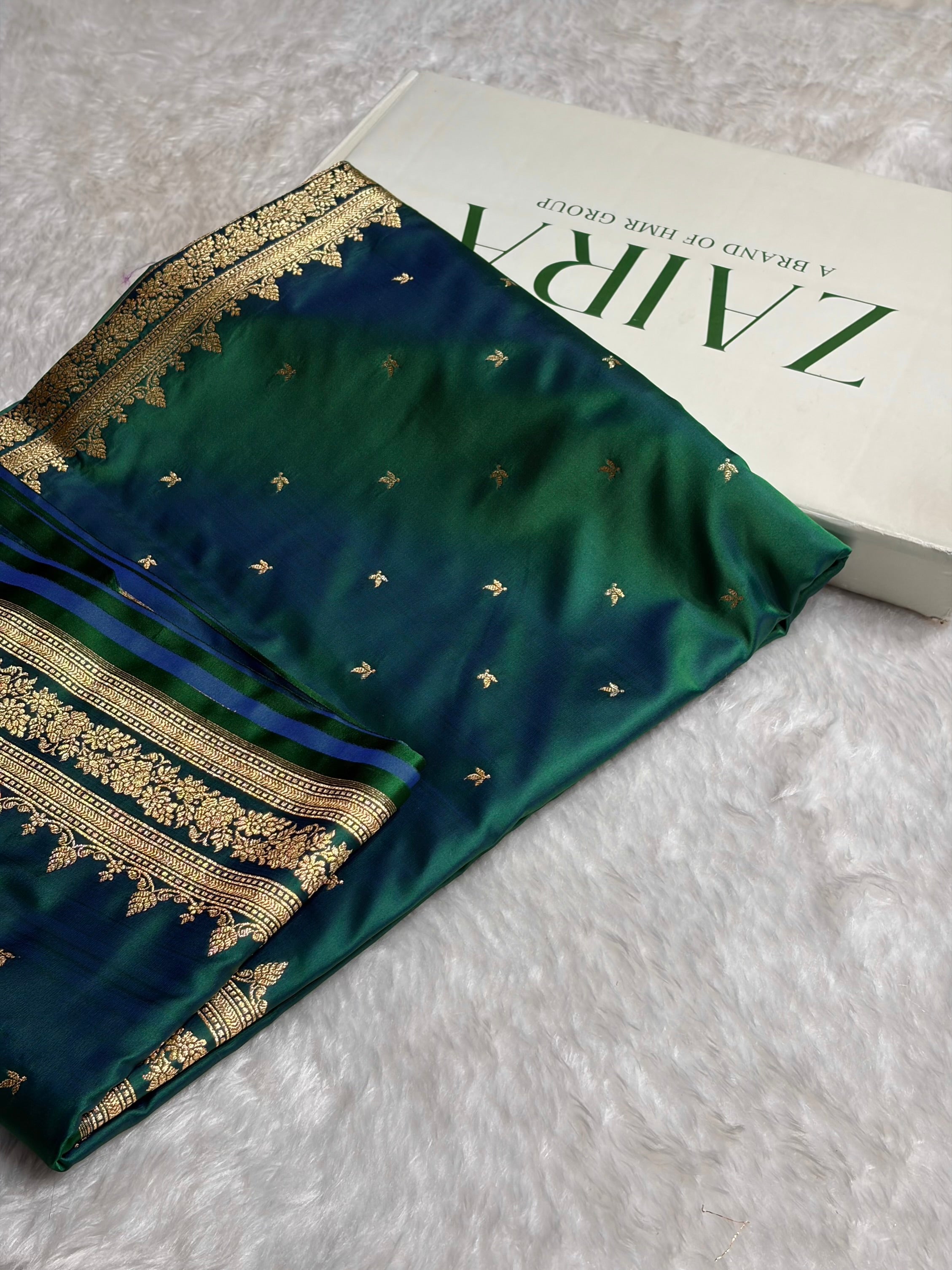 Cross Green Banarasi Booti Katan Silk Saree SKM17