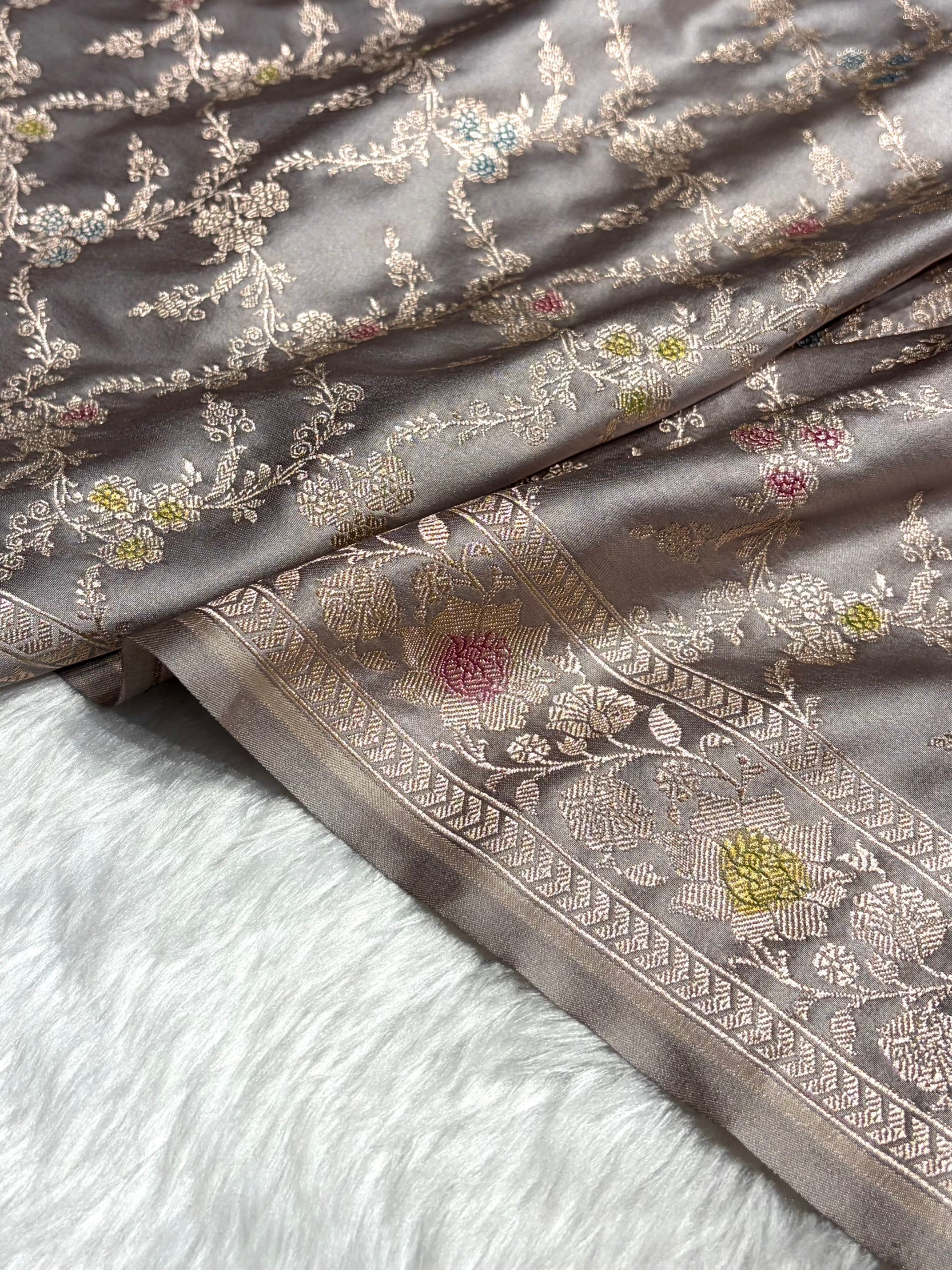 Gray Shade Minakari with Jaal Pattern Mashru Silk Saree MS56