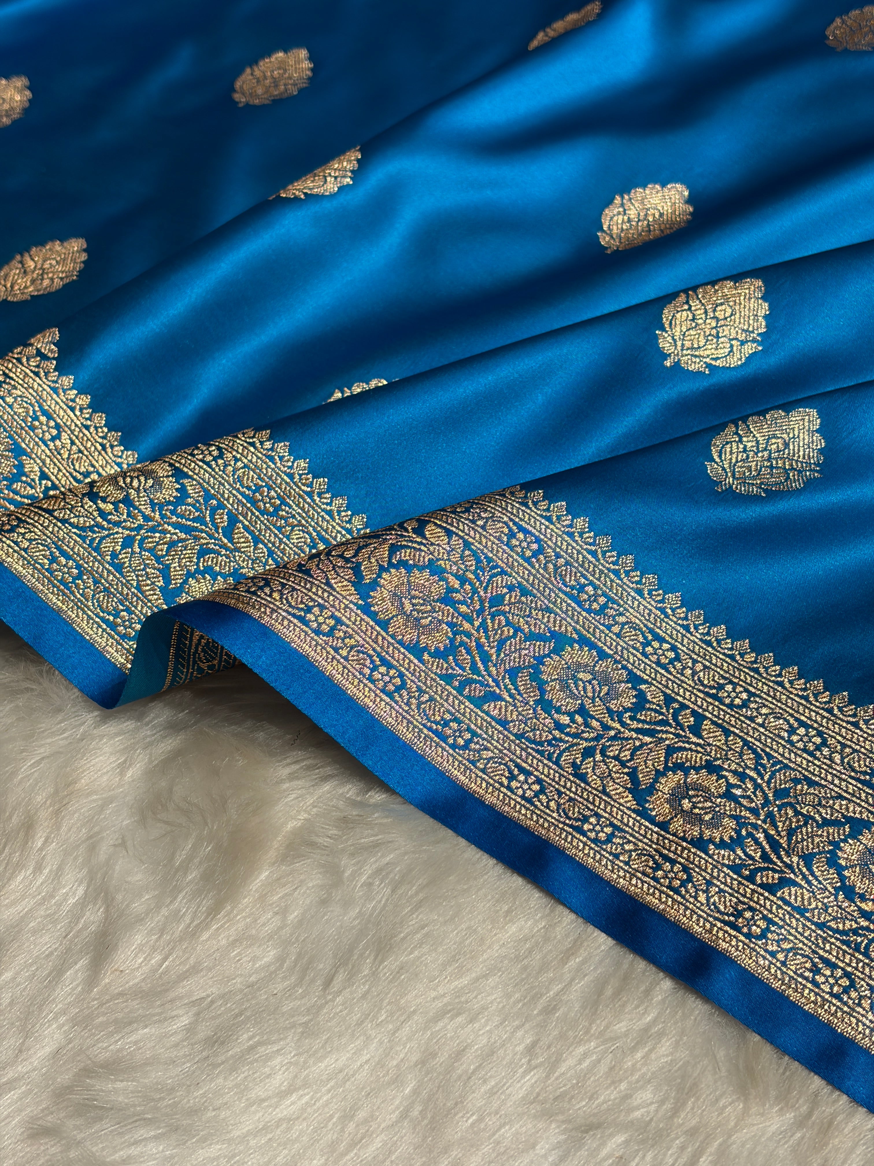 Firozi Booti Pattern Satin Katan Silk Saree SK65