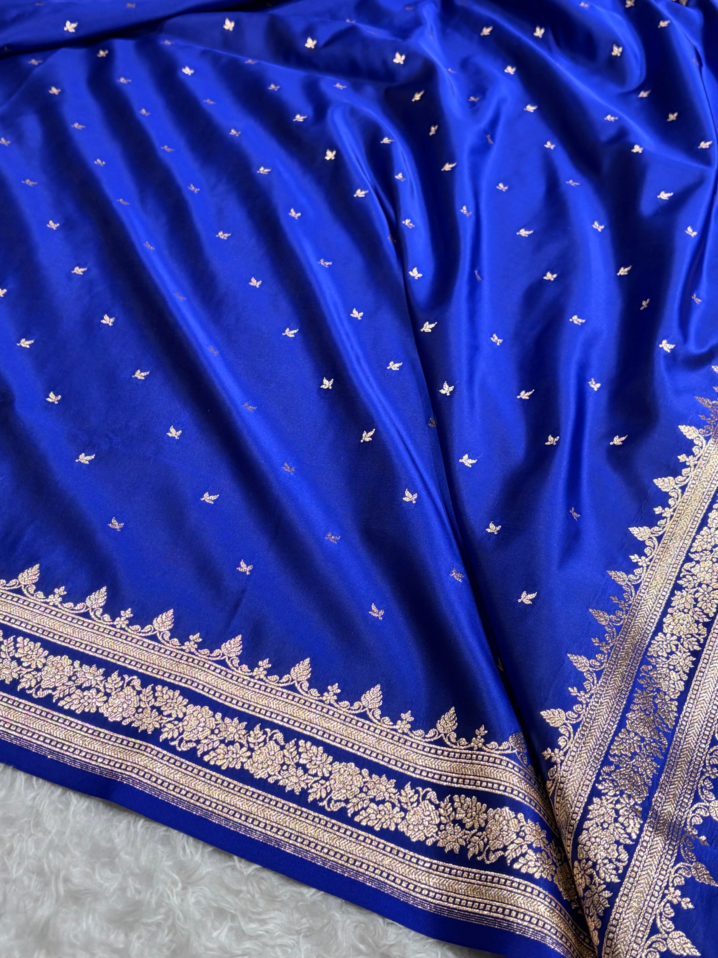 Cross Royal Blue Shades Banarasi Booti Katan Silk Saree SKM17