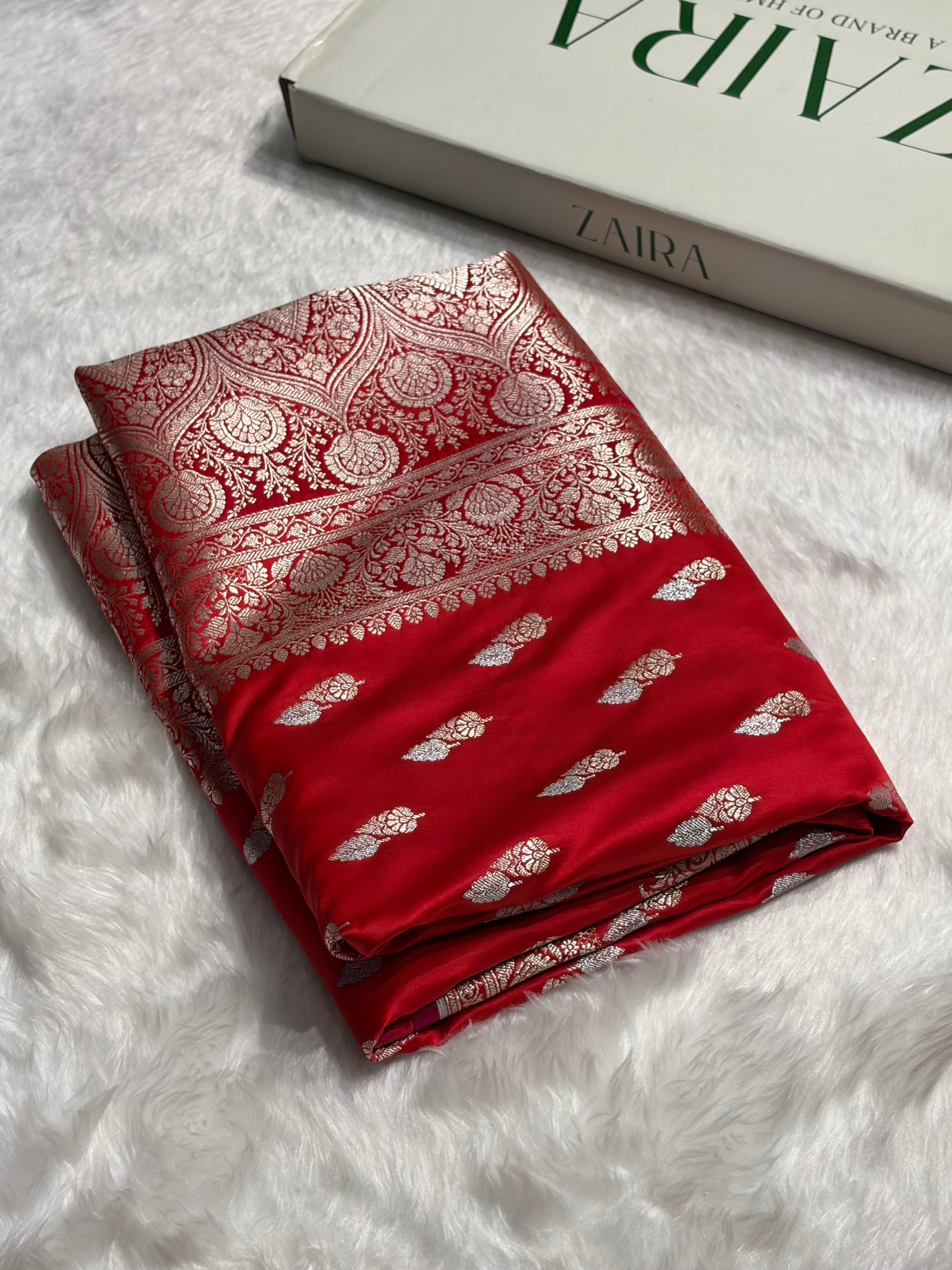 Red Shades Floral Booti Mashru Silk Saree MSM-69