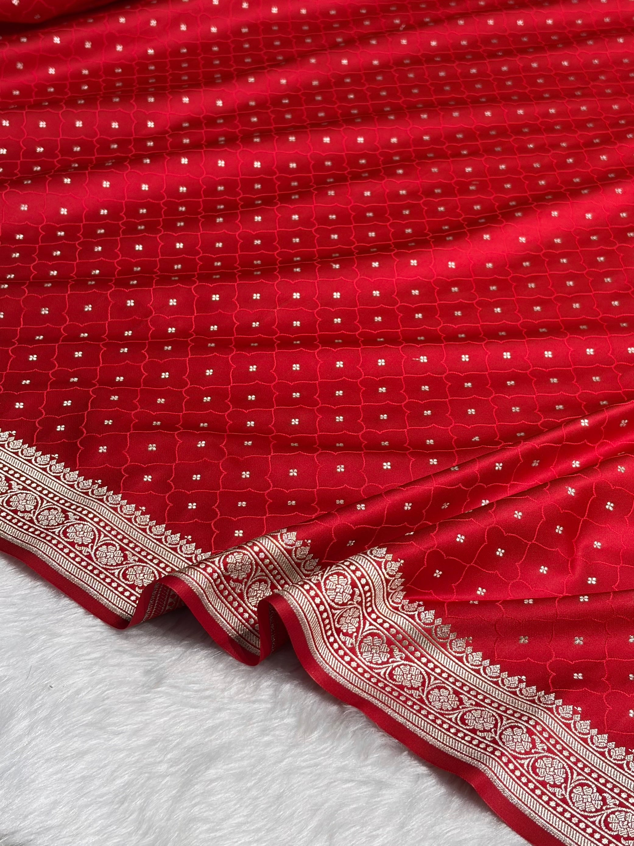 Red Shades Tanchoi Motif Mashru Silk Saree MST-13